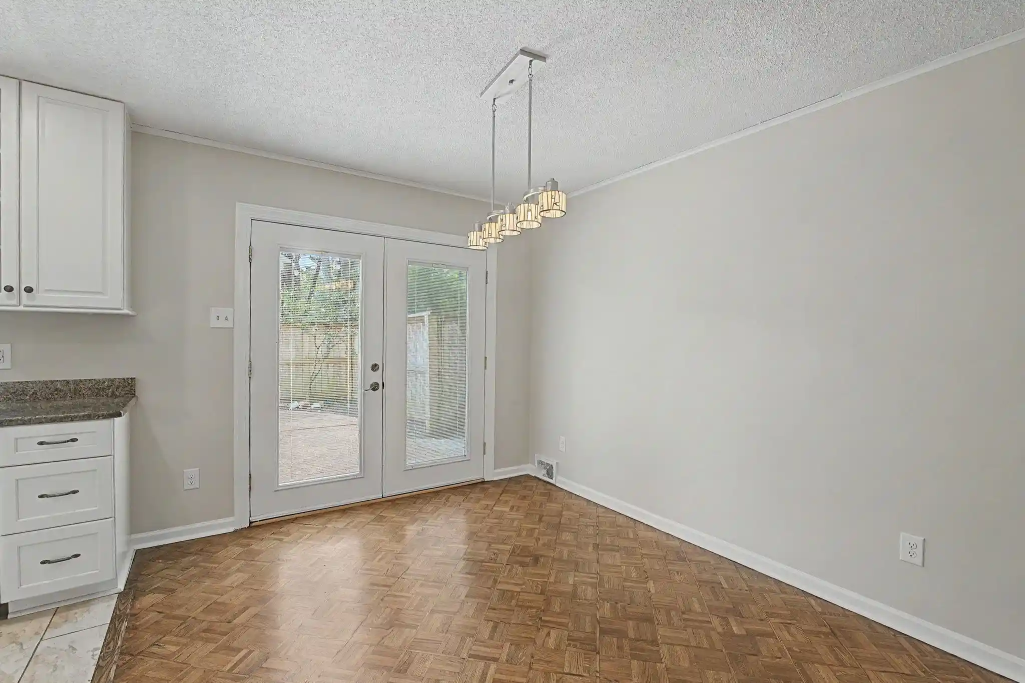 Photo 4 of Sale Pending at 1410 Riverwood Cv, Germantown, TN 38138 | MLS# 10227418 | Listing updated on 2026-08-19