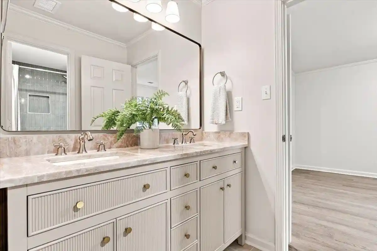 4th image of 8684 Maple Creek Cv, Germantown, TN 38139 | MLS# 10227423