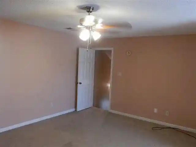 5th image of 5840 Grassy Valley Dr, Memphis, TN 38141 | MLS# 10227431