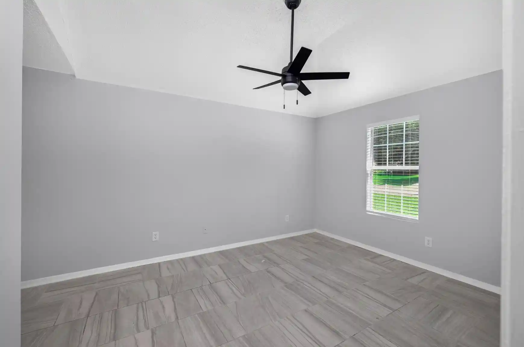 3rd image of 4235 Wagon Trail Cv, Memphis, TN 38109 | MLS# 10227436