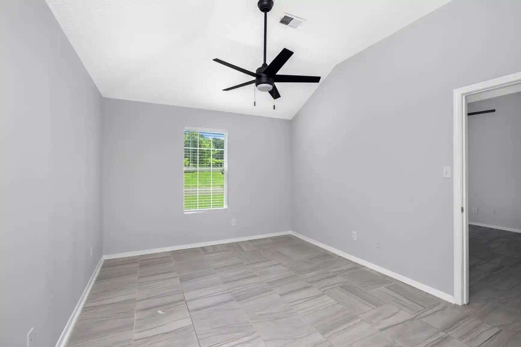 4th image of 4235 Wagon Trail Cv, Memphis, TN 38109 | MLS# 10227436