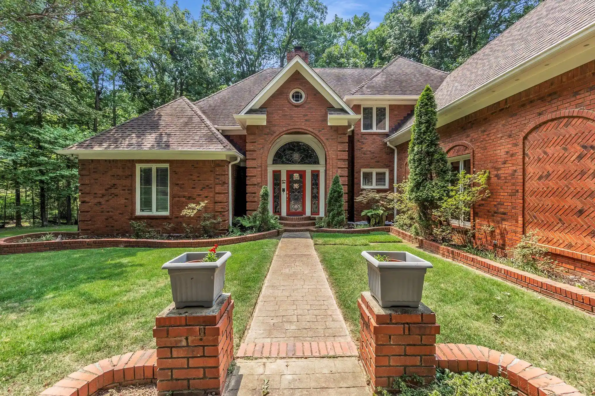 1st image of 8953 Planters Woods Cv, Bartlett, TN 38133 | MLS# 10227438