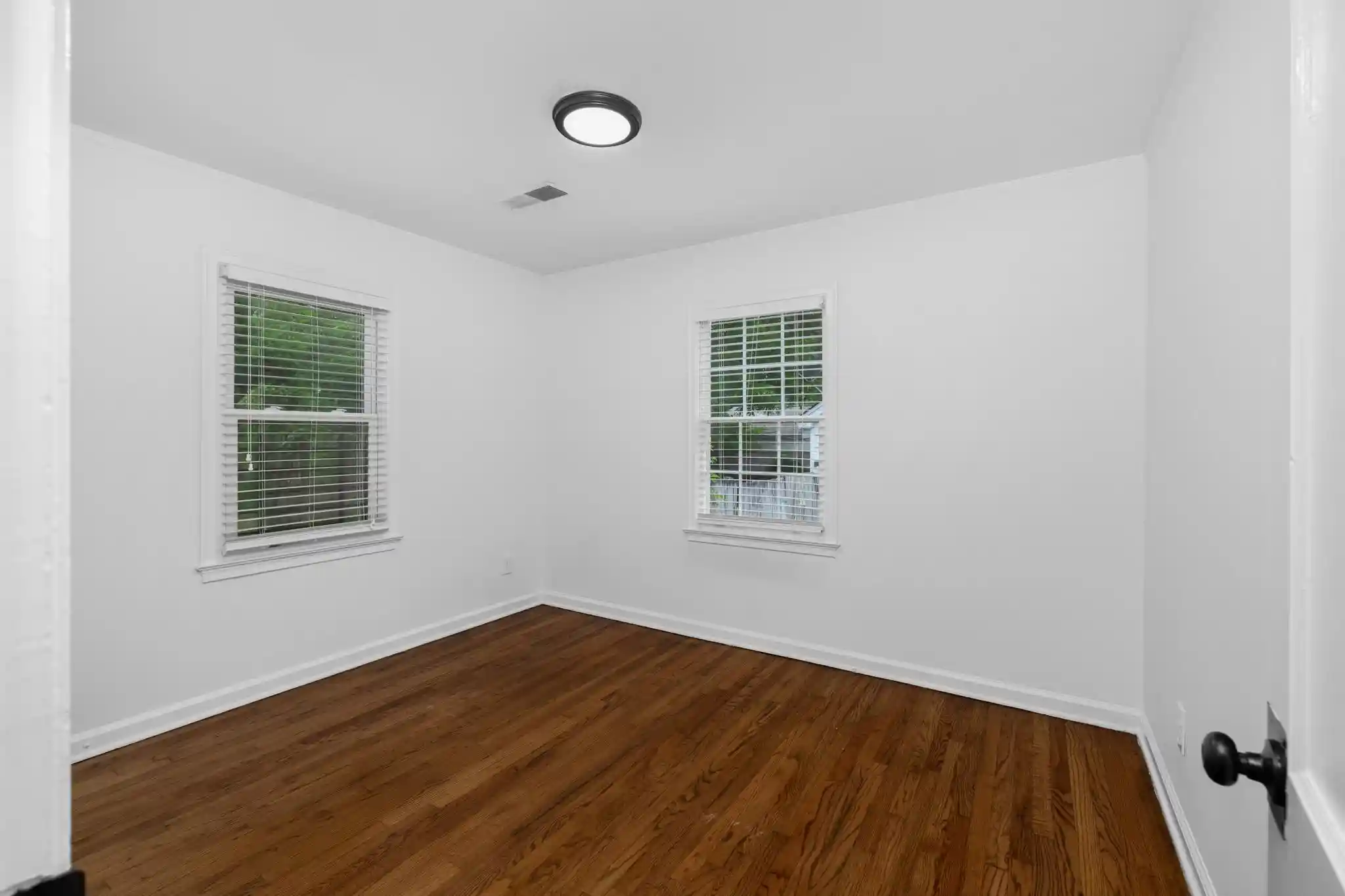 Photo 3 of Single family home for sale at 1121 Will Scarlet Rd, Memphis, TN 38111 | MLS# 10227454 | Listing updated on 2026-09-01