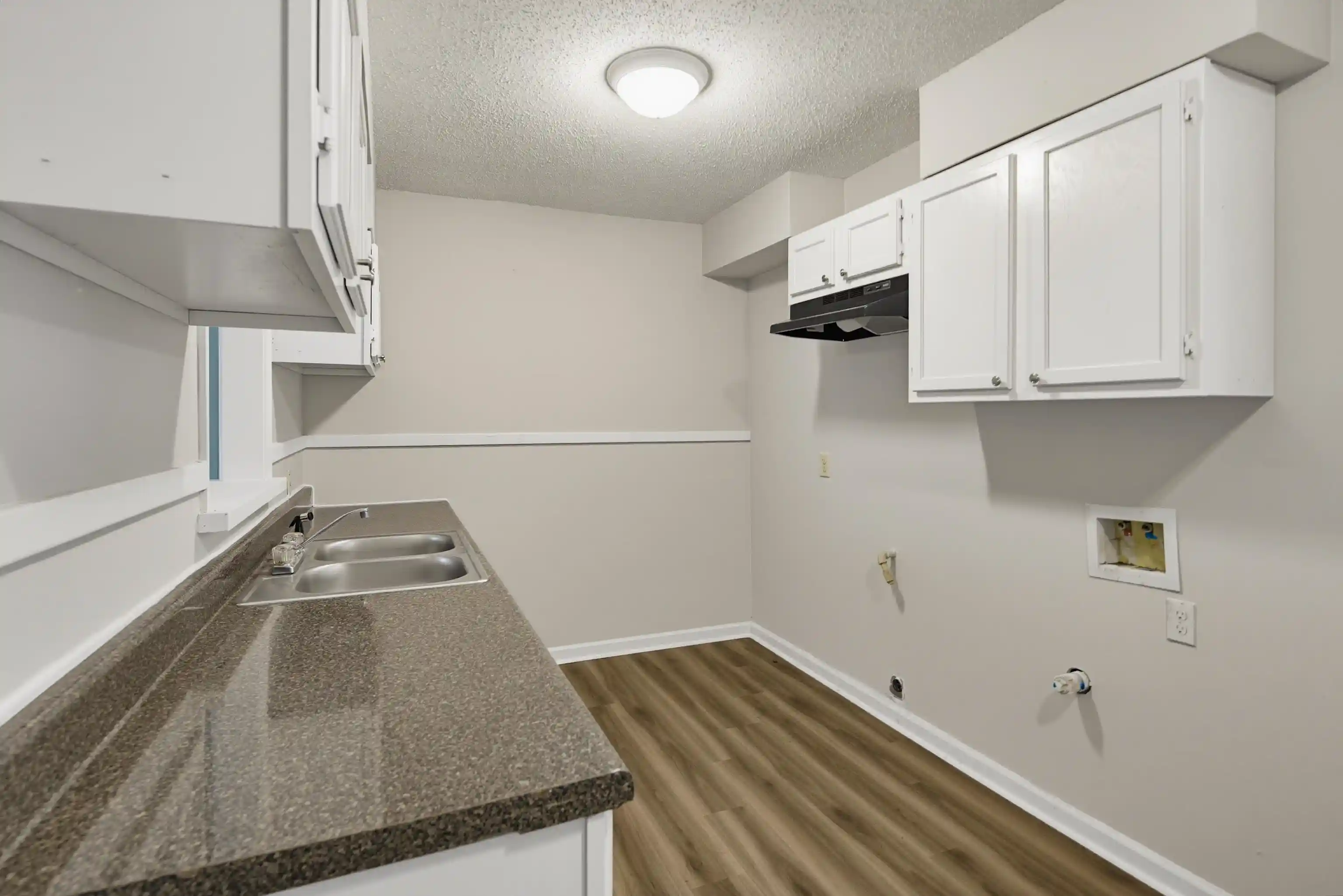 4th image of 4497 Garnett Rd, Memphis, TN 38117 | MLS# 10227457