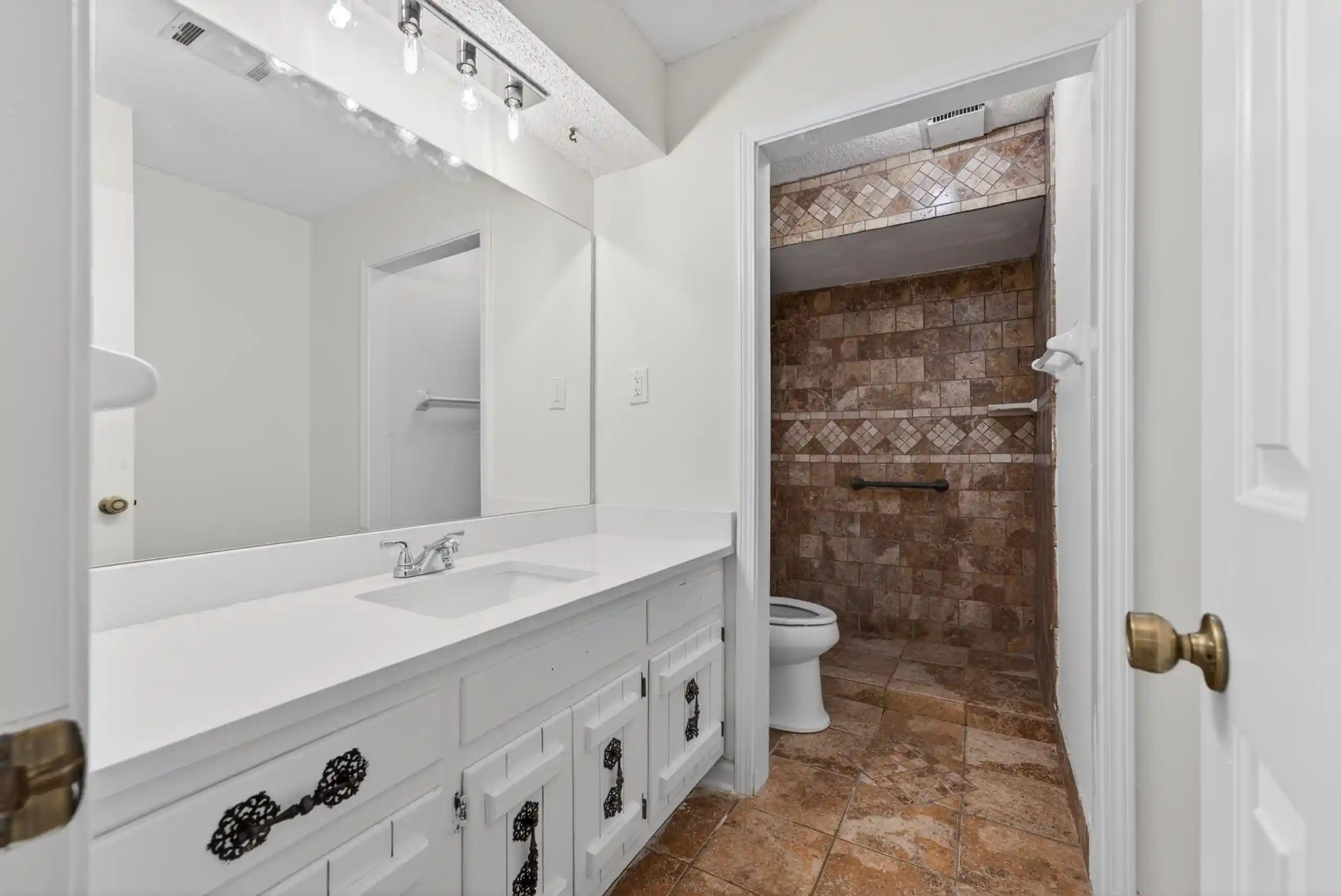 Photo 2 of Single family home for sale at 3754 Wind Valley Dr, Memphis, TN 38125 | MLS# 10227462 | Listing updated on 2026-08-24