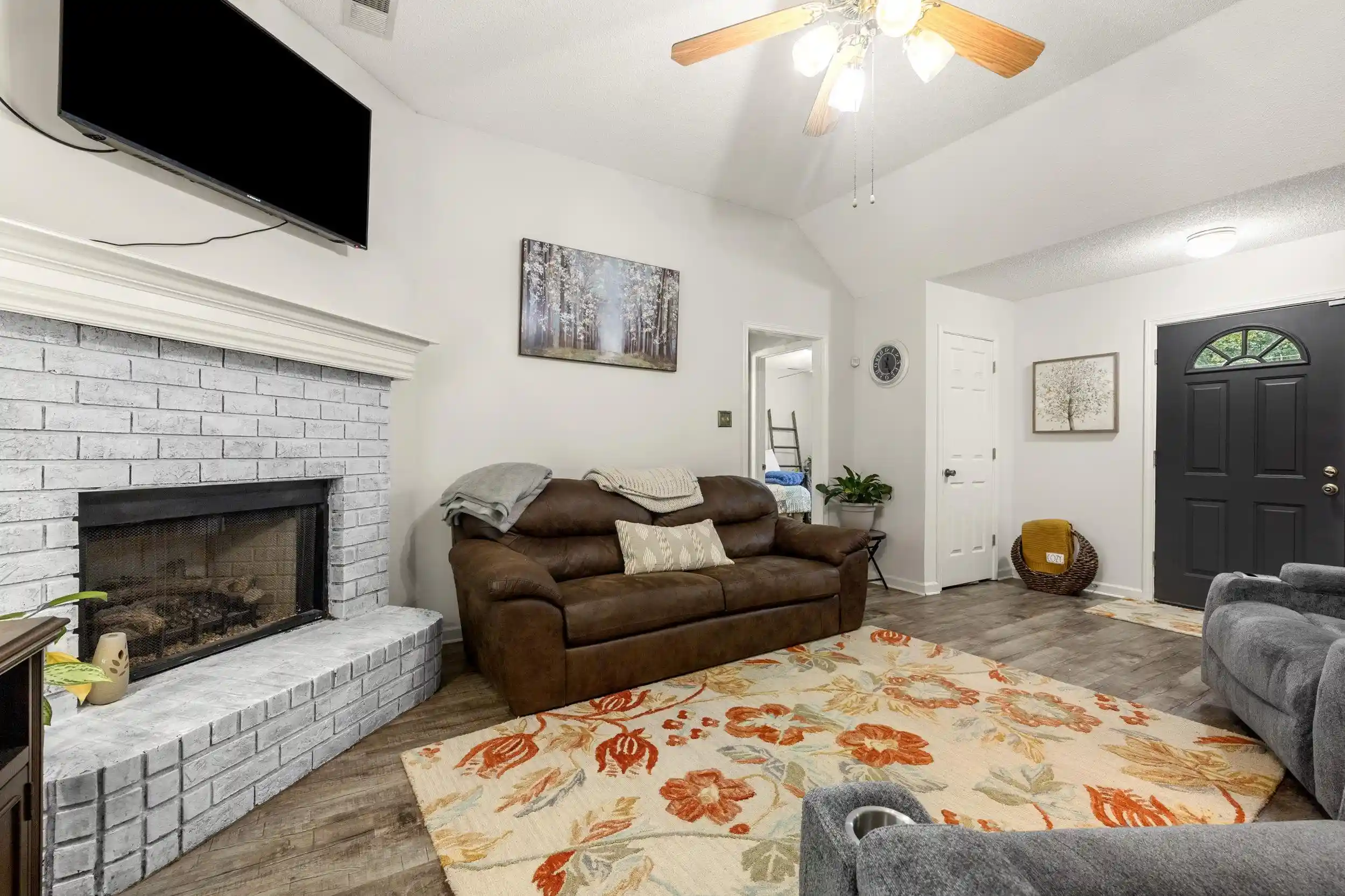 Photo 2 of Sale Pending at 105 Countrywood Ln, Oakland, TN 38060 | MLS# 10227489 | Listing updated on 2026-09-01
