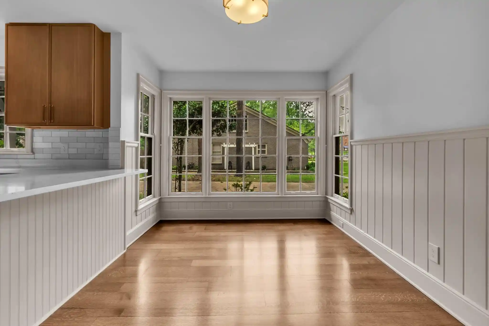 Photo 3 of Single family home for sale at 137 Perkins Ext, Memphis, TN 38117 | MLS# 10227492 | Listing updated on 2026-08-29