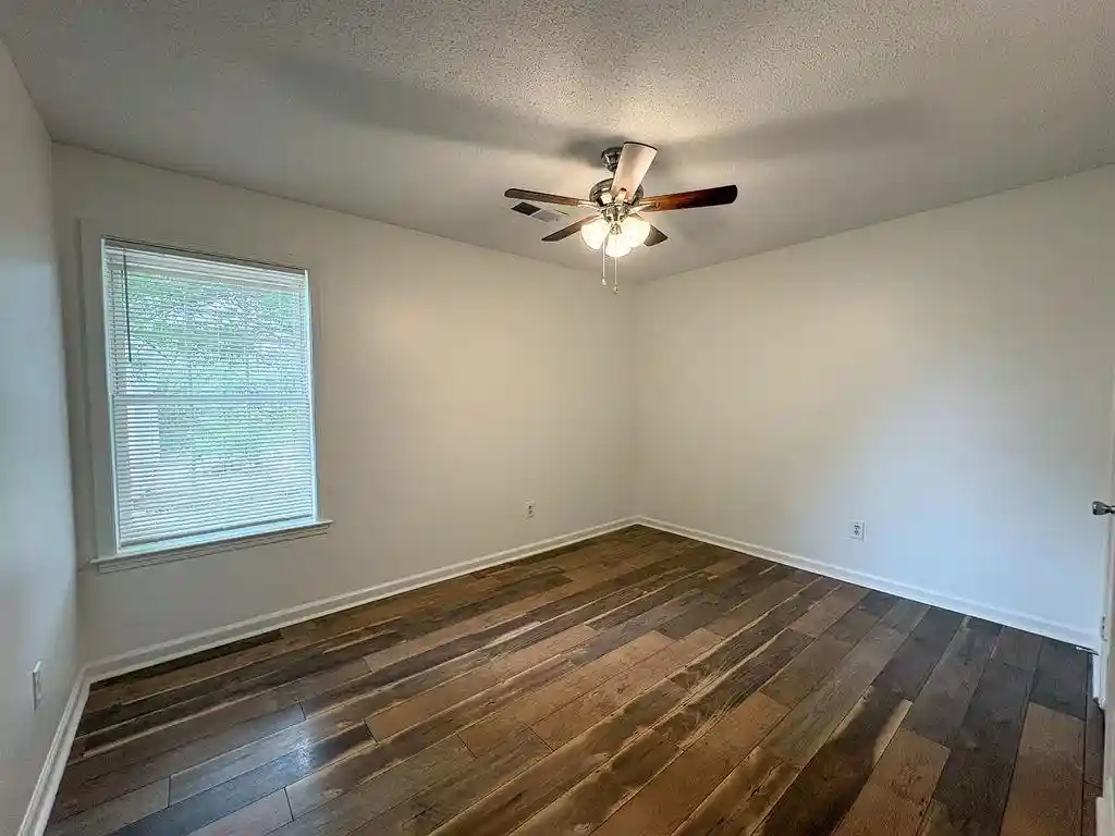 Photo 2 of Single family home for sale at 7341 Hillshire Dr, Memphis, TN 38133 | MLS# 10227495 | Listing updated on 2026-09-02