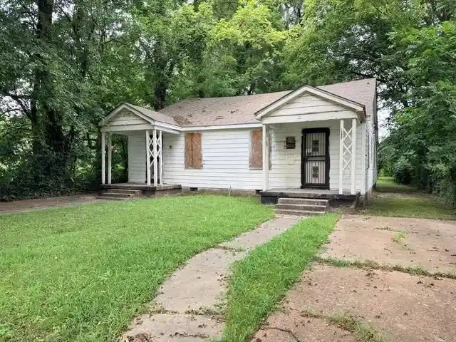 Photo 1 of Sale Pending at 1049 S Willett Ave, Memphis, TN 38114 | MLS# 10227498 | Listing updated on 2026-09-03