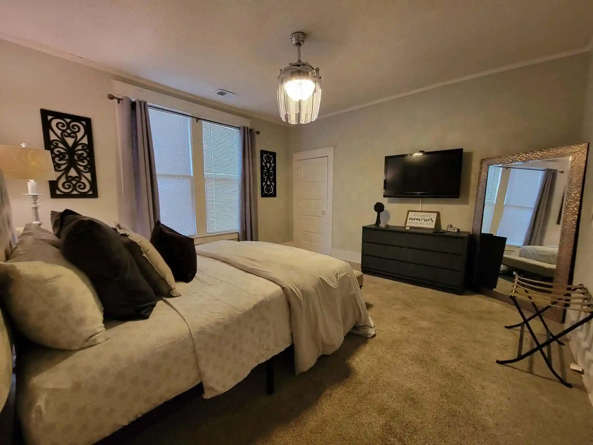 Photo 4 of Single family home for sale at 1068 S Rembert St, Memphis, TN 38104 | MLS# 10227499 | Listing updated on 2026-08-03