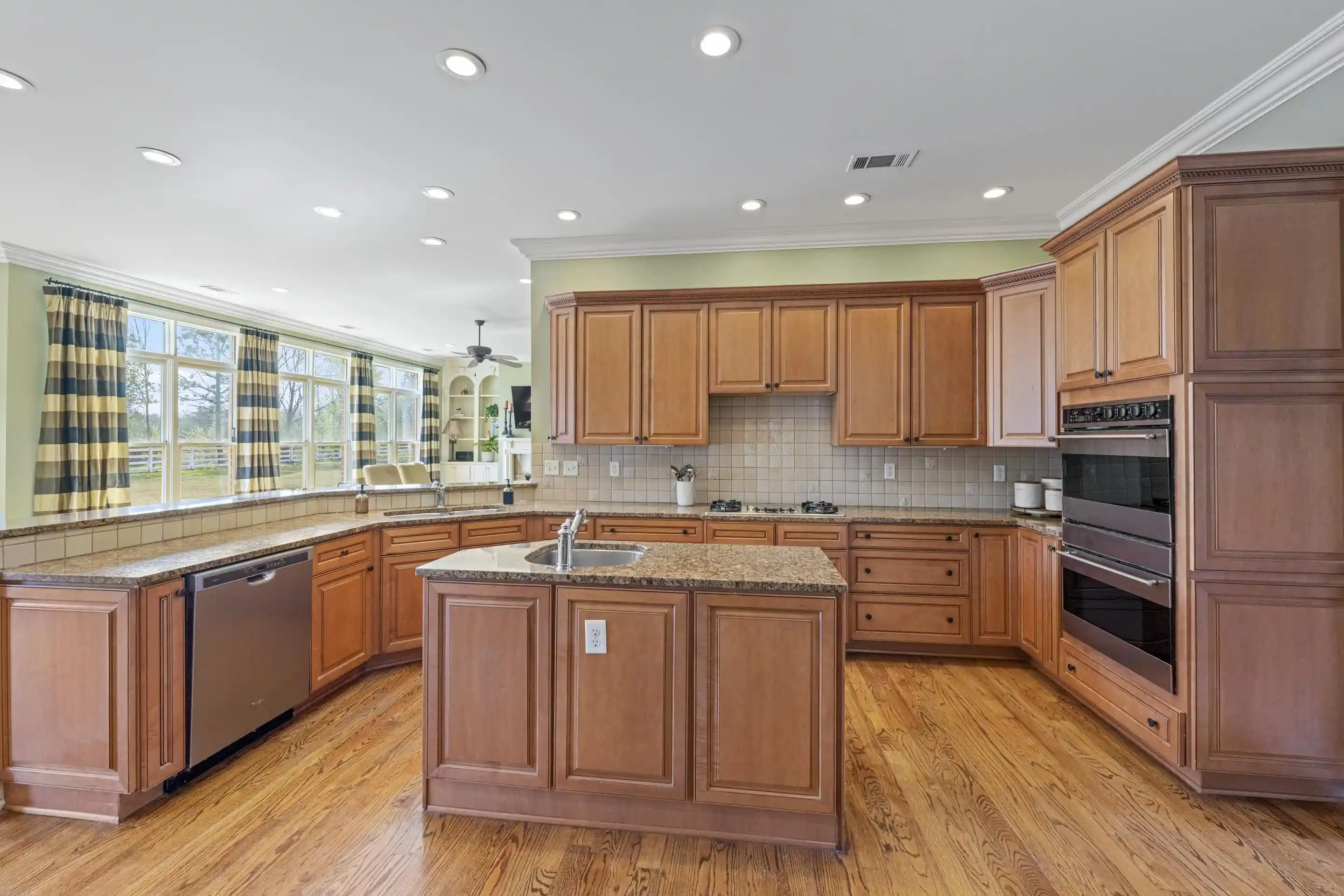 Photo 3 of Single family home for sale at 10491 Graybourne Dr, Eads, TN 38028 | MLS# 10227507 | Listing updated on 2026-08-14