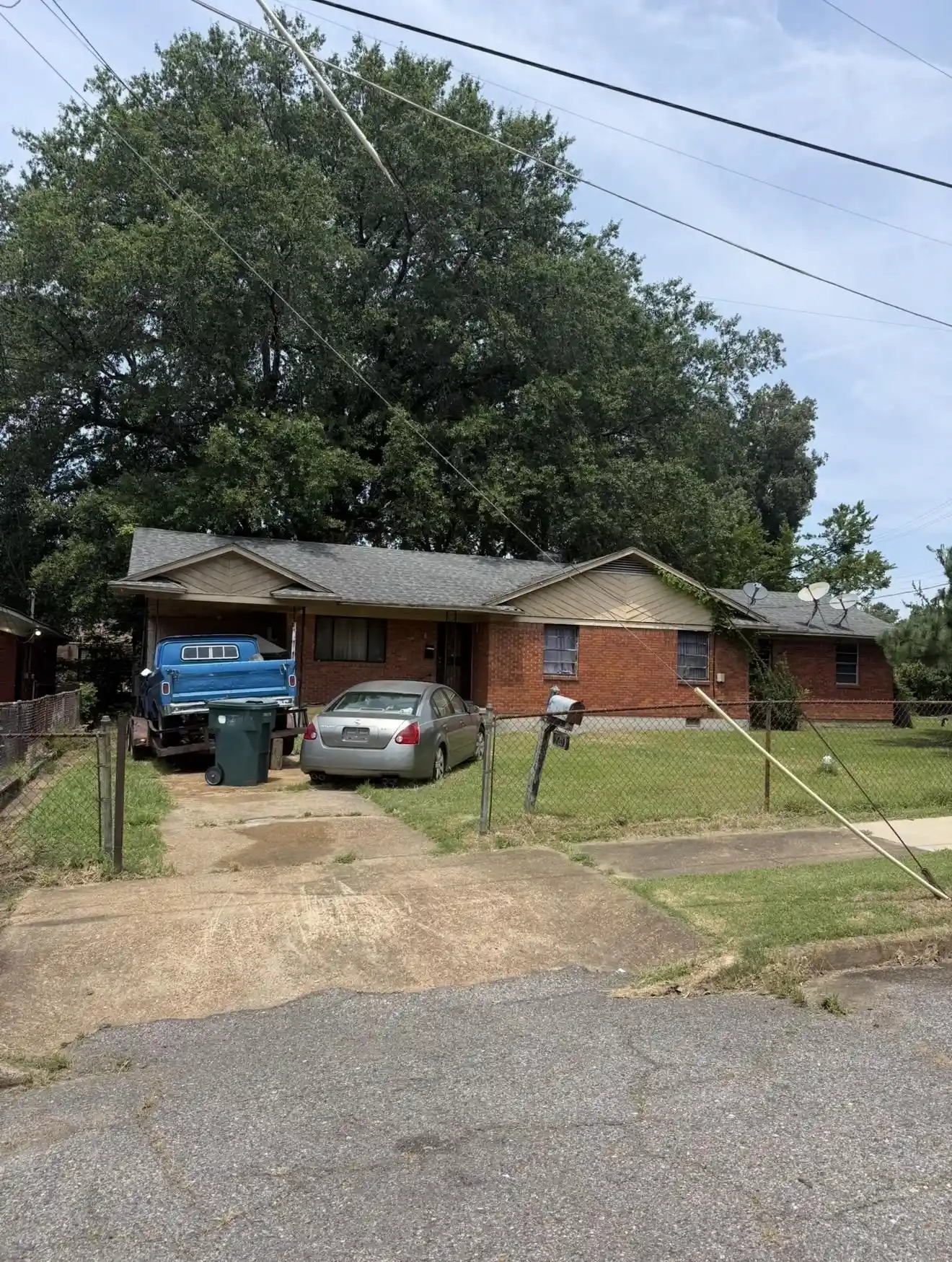 Photo 2 of Single family home for sale at 720 Lucille Ave, Memphis, TN 38106 | MLS# 10227533 | Listing updated on 2026-09-11