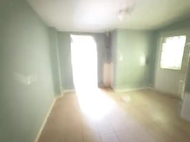 Listing Photo 4 - Condo for sale in building located at 1748 Kansas Ave, Memphis, TN 38109