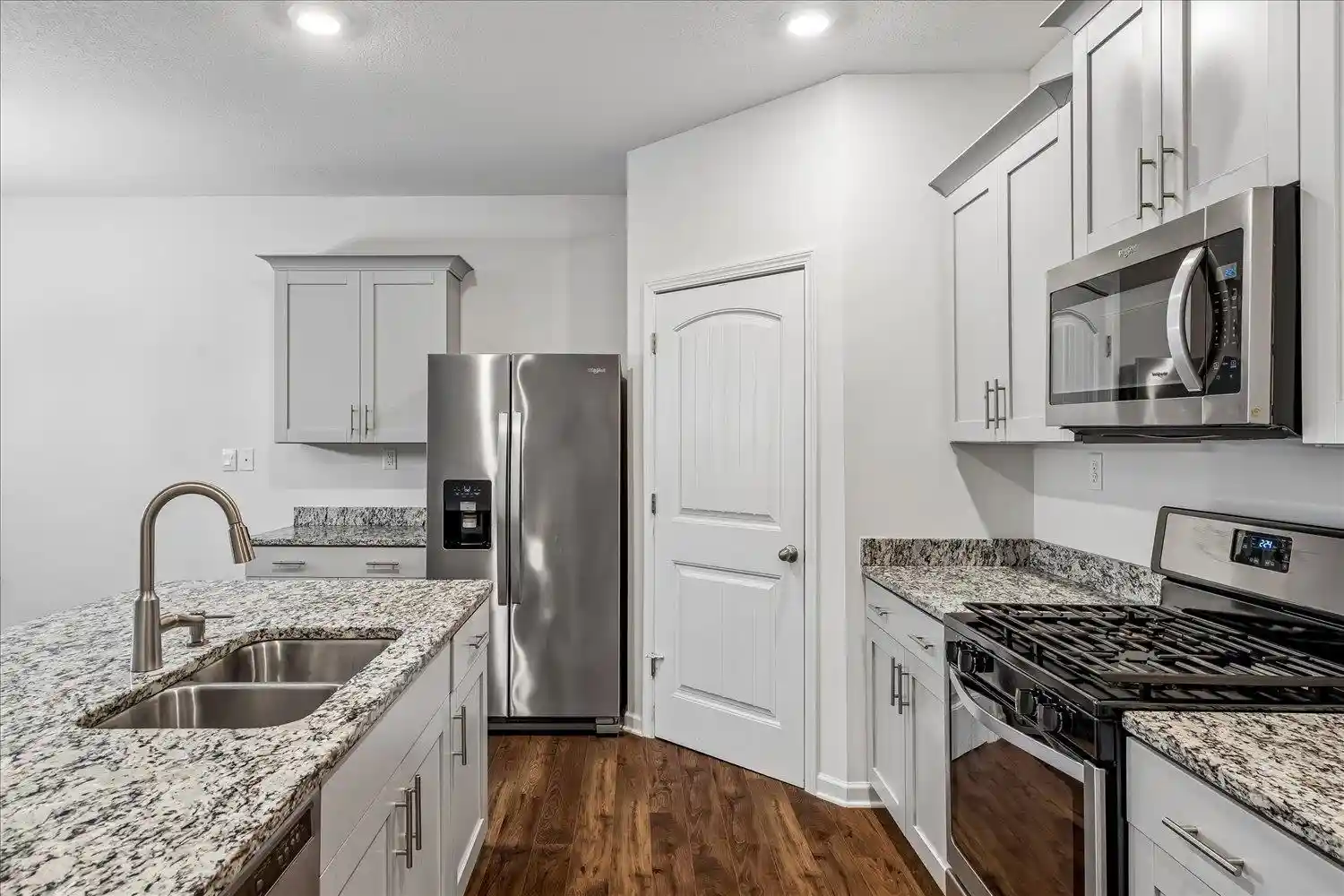 4th image of 4786 Barrett Oaks Dr, Millington, TN 38053 | MLS# 10227562