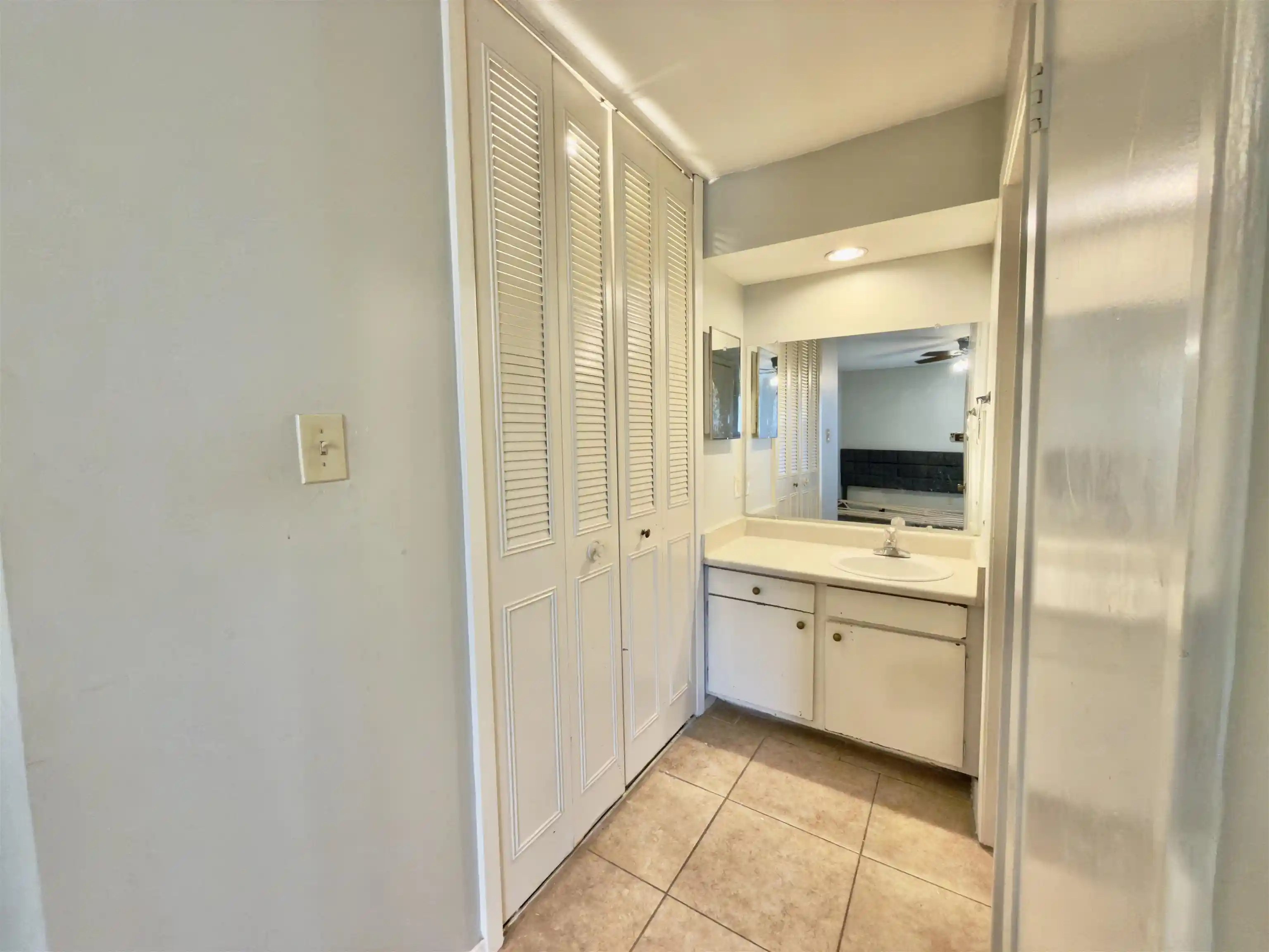 3rd image of 635 Patterson St #4, Memphis, TN 38111 | MLS# 10227574