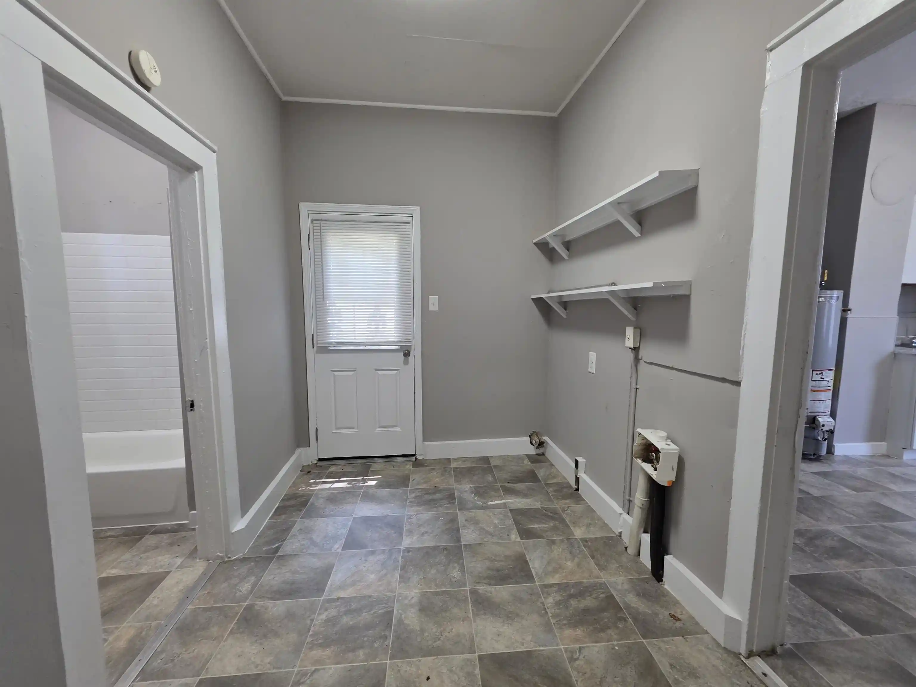 Photo 3 of Single family home for sale at 3463 Tutwiler Ave, Memphis, TN 38122 | MLS# 10227587 | Listing updated on 2026-08-27