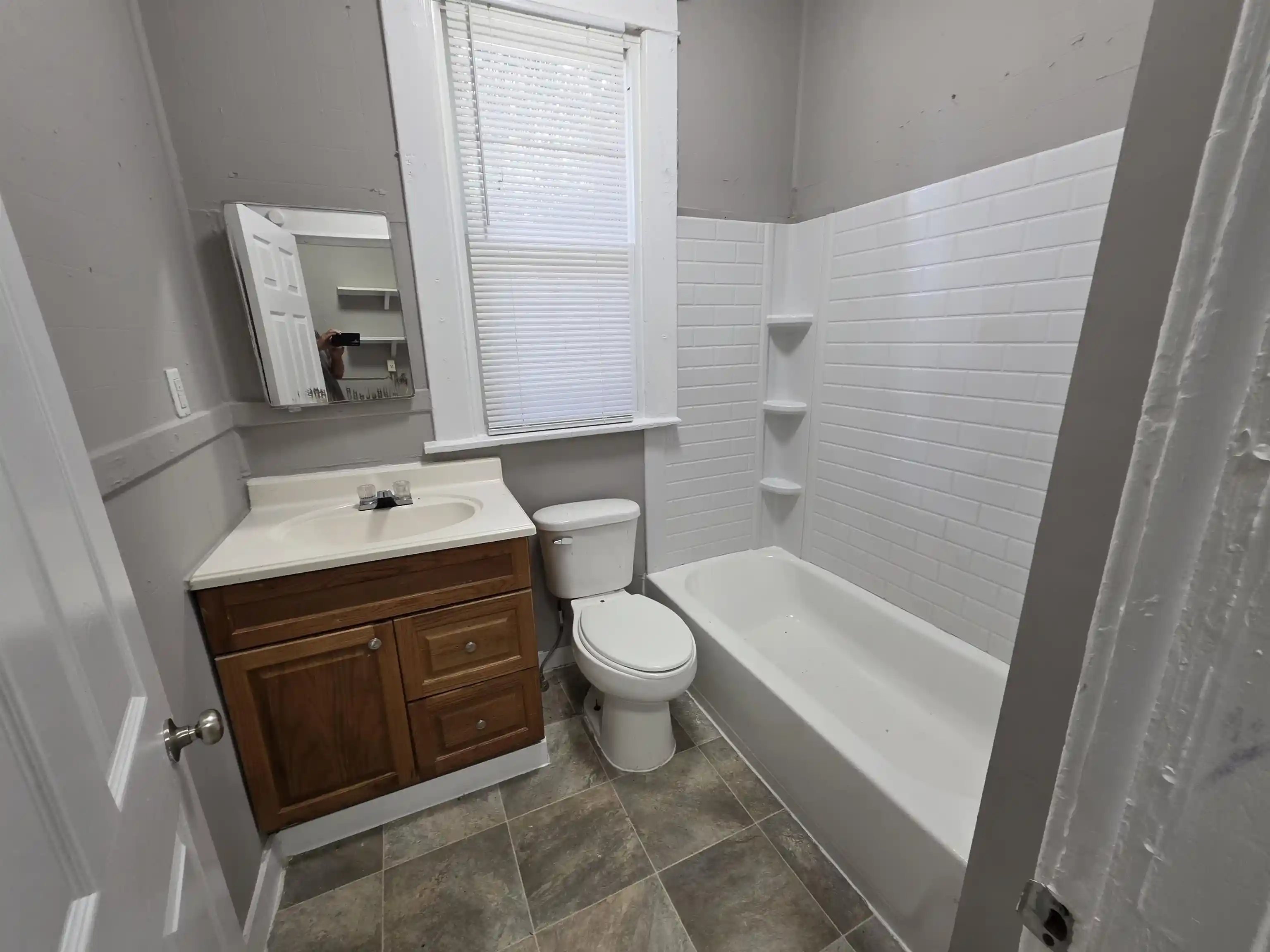 Photo 3 of Single family home for sale at 3463 Tutwiler Ave, Memphis, TN 38122 | MLS# 10227587 | Listing updated on 2026-08-27