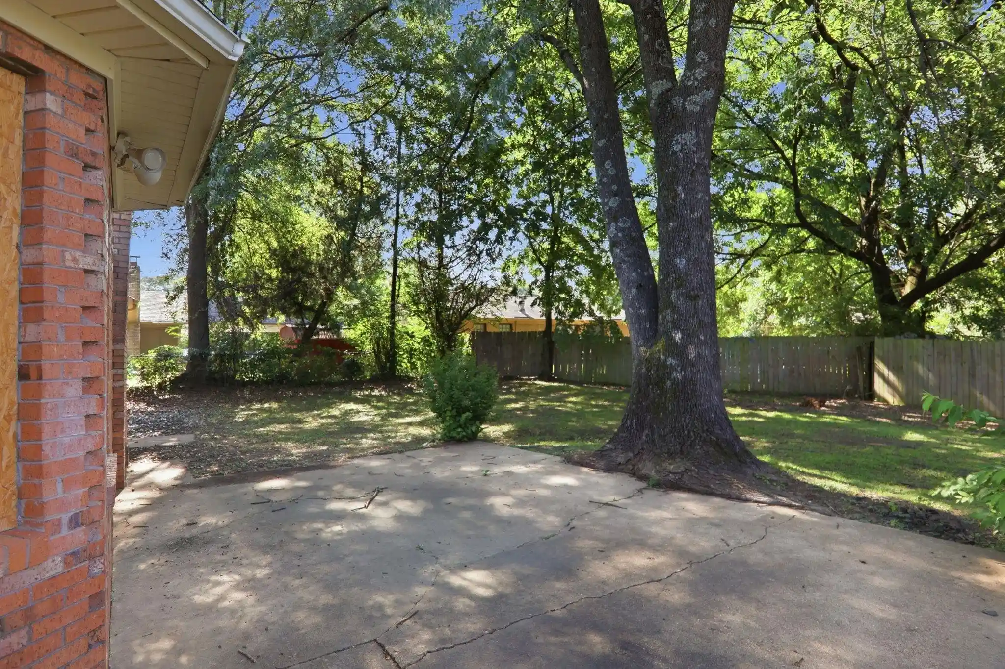8th image of 5697 Tulip Tree Dr, Memphis, TN 38115 | MLS# 10227612