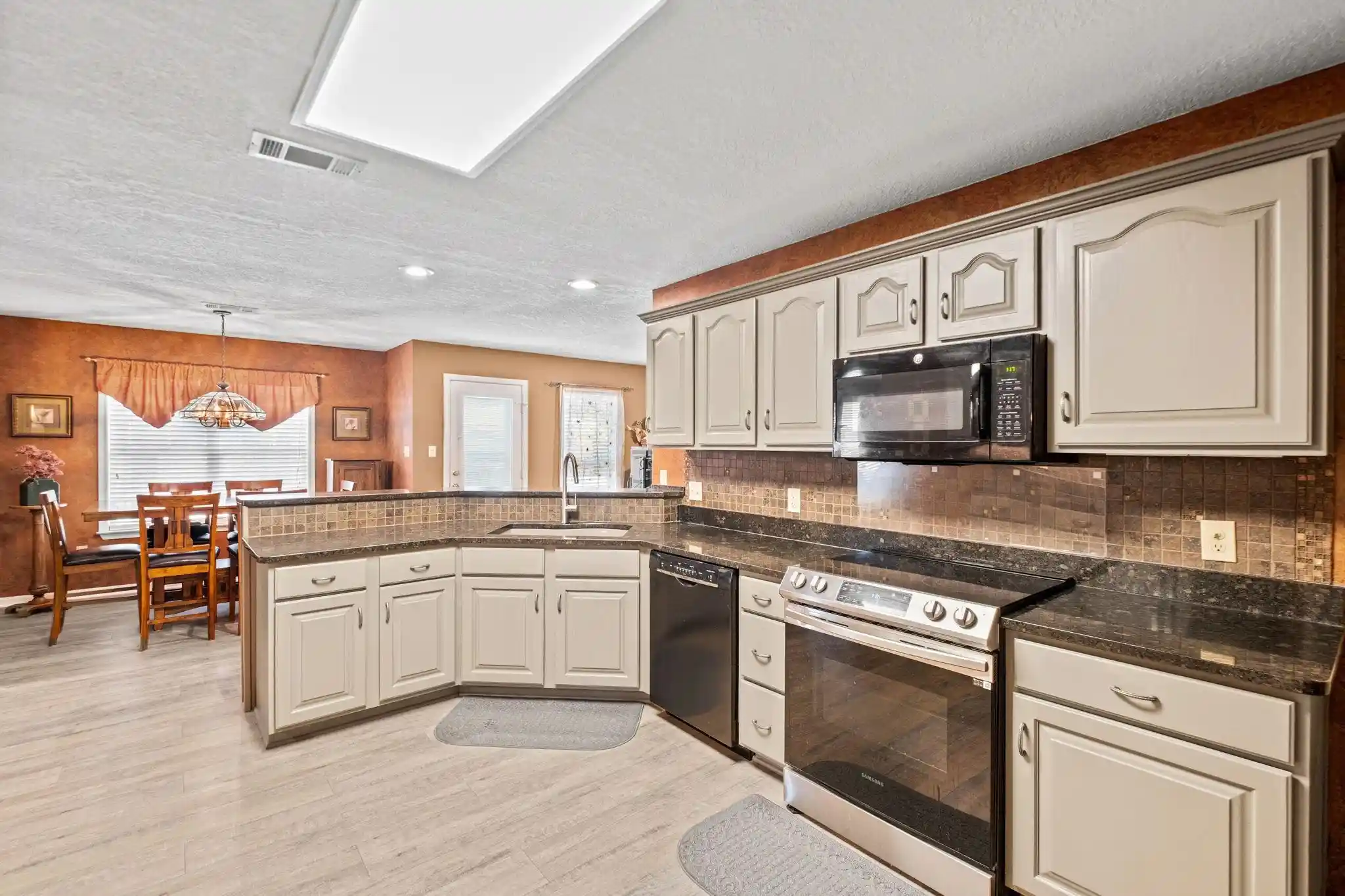 28th image of 7042 W Honeysuckle Ln, Millington, TN 38053 | MLS# 10227648