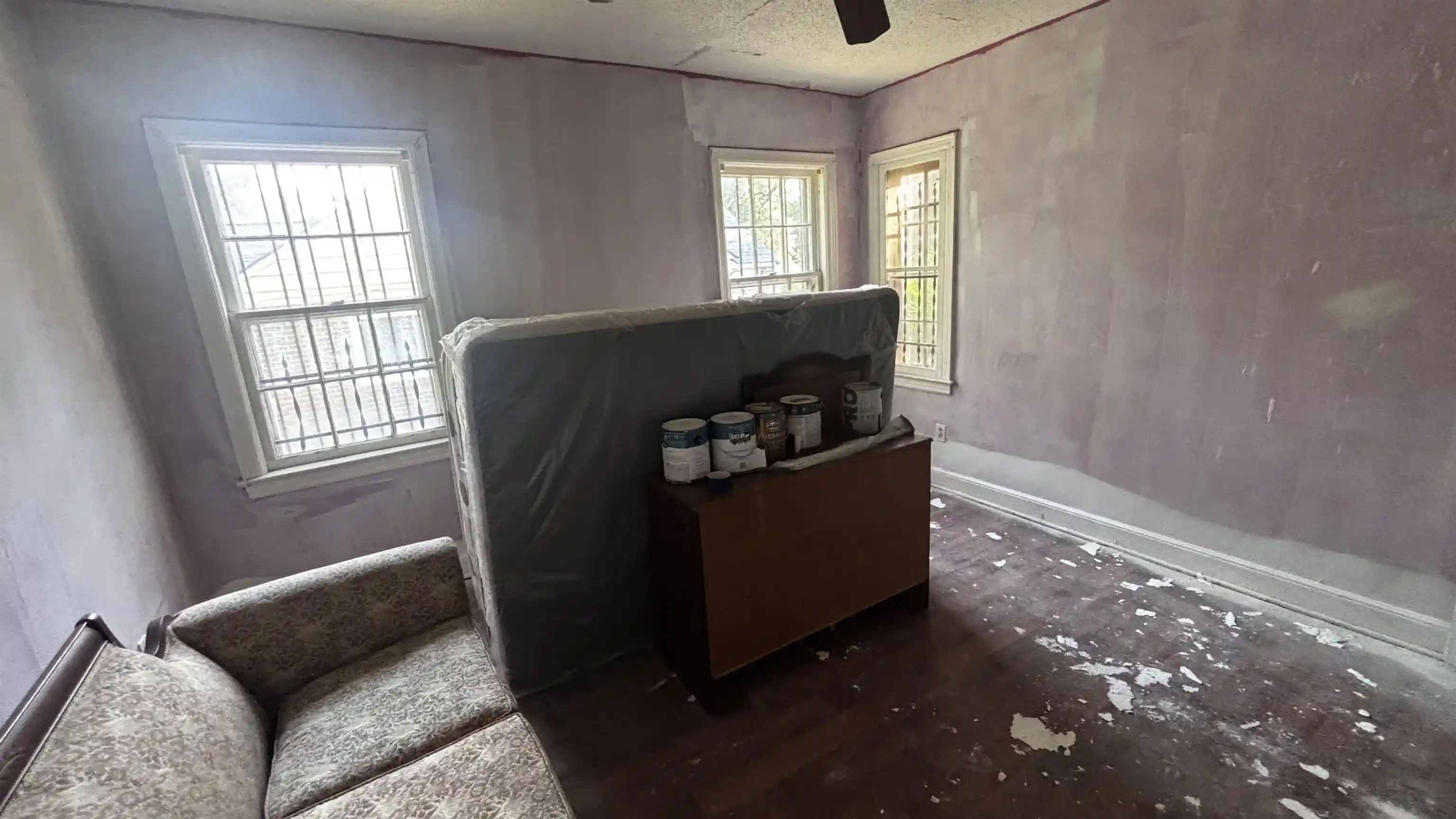 Photo 3 of Sale Pending at 1614 Shadowlawn Blvd, Memphis, TN 38106 | MLS# 10227657 | Listing updated on 2026-09-03
