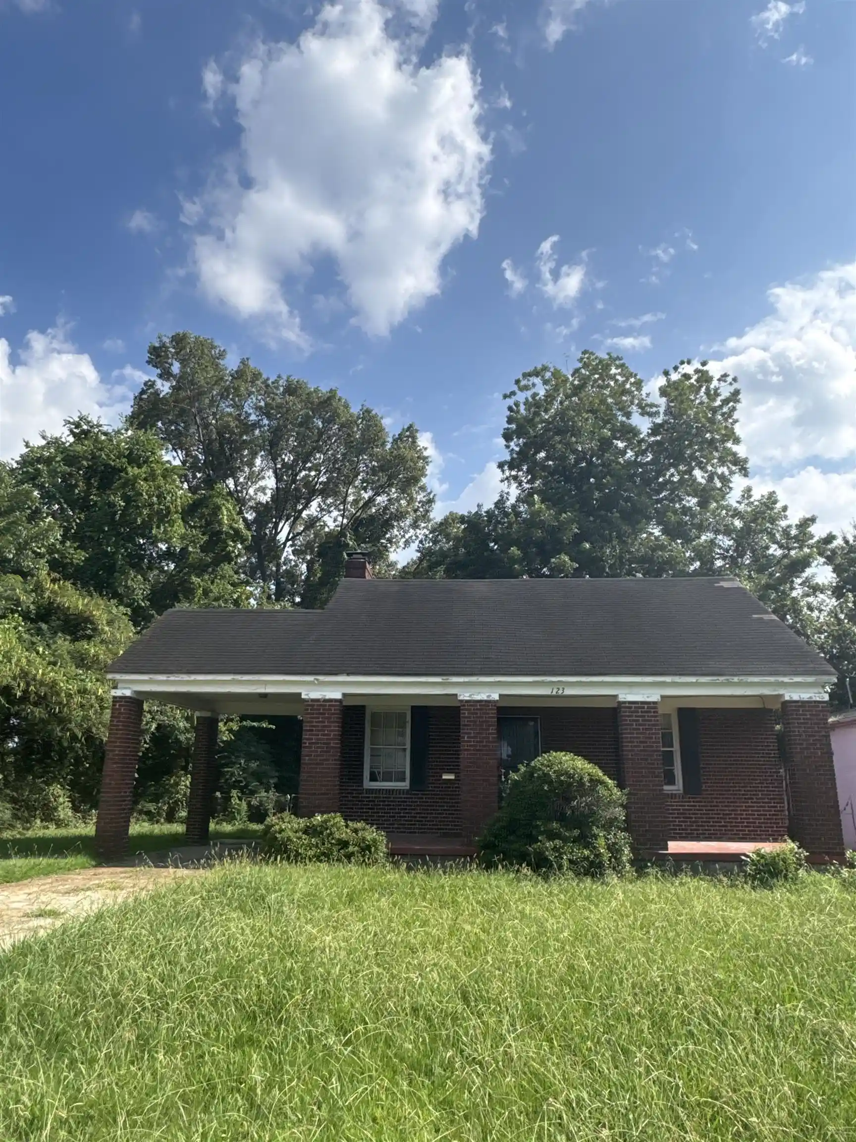 1st image of 123 S Parkway Ave, Memphis, TN 38106 | MLS# 10227667