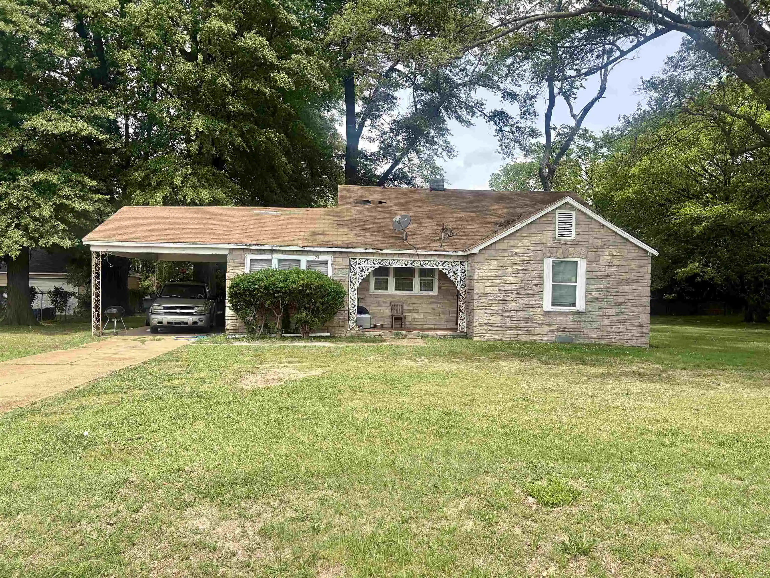 2nd image of 178 E Peebles Rd, Memphis, TN 38109 | MLS# 10227672