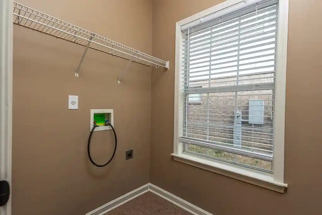 Photo 3 of Single family home for sale at 1564 Wynne Rd, Cordova, TN 38016 | MLS# 10227677 | Listing updated on 2026-10-02