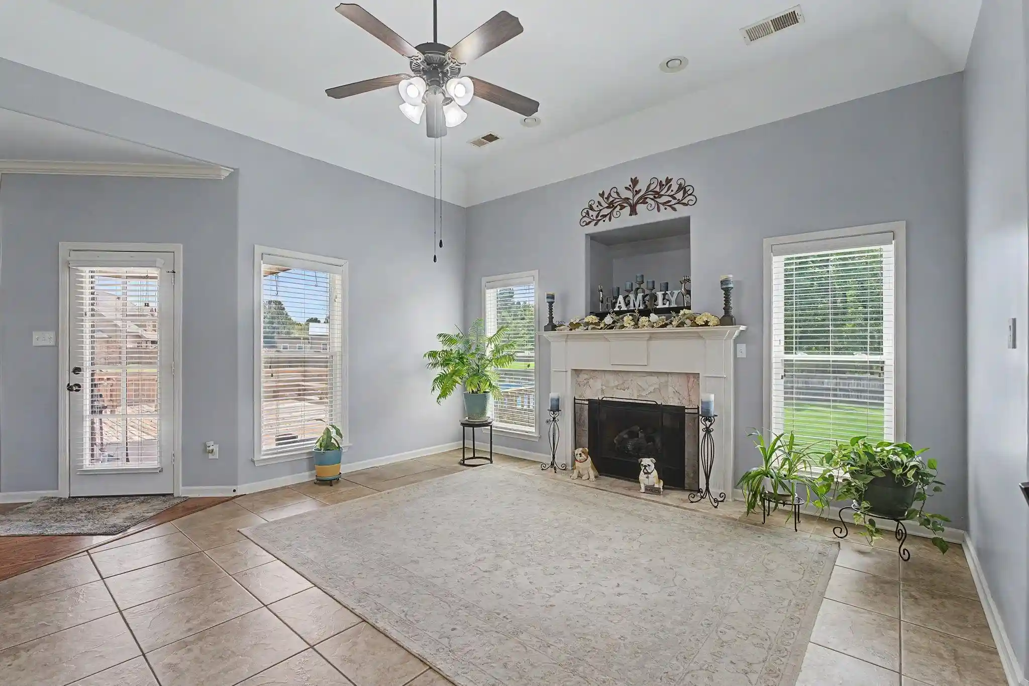 Photo 3 of Single family home for sale at 475 Crooked Crk Dr, Oakland, TN 38060 | MLS# 10227683 | Listing updated on 2026-08-17
