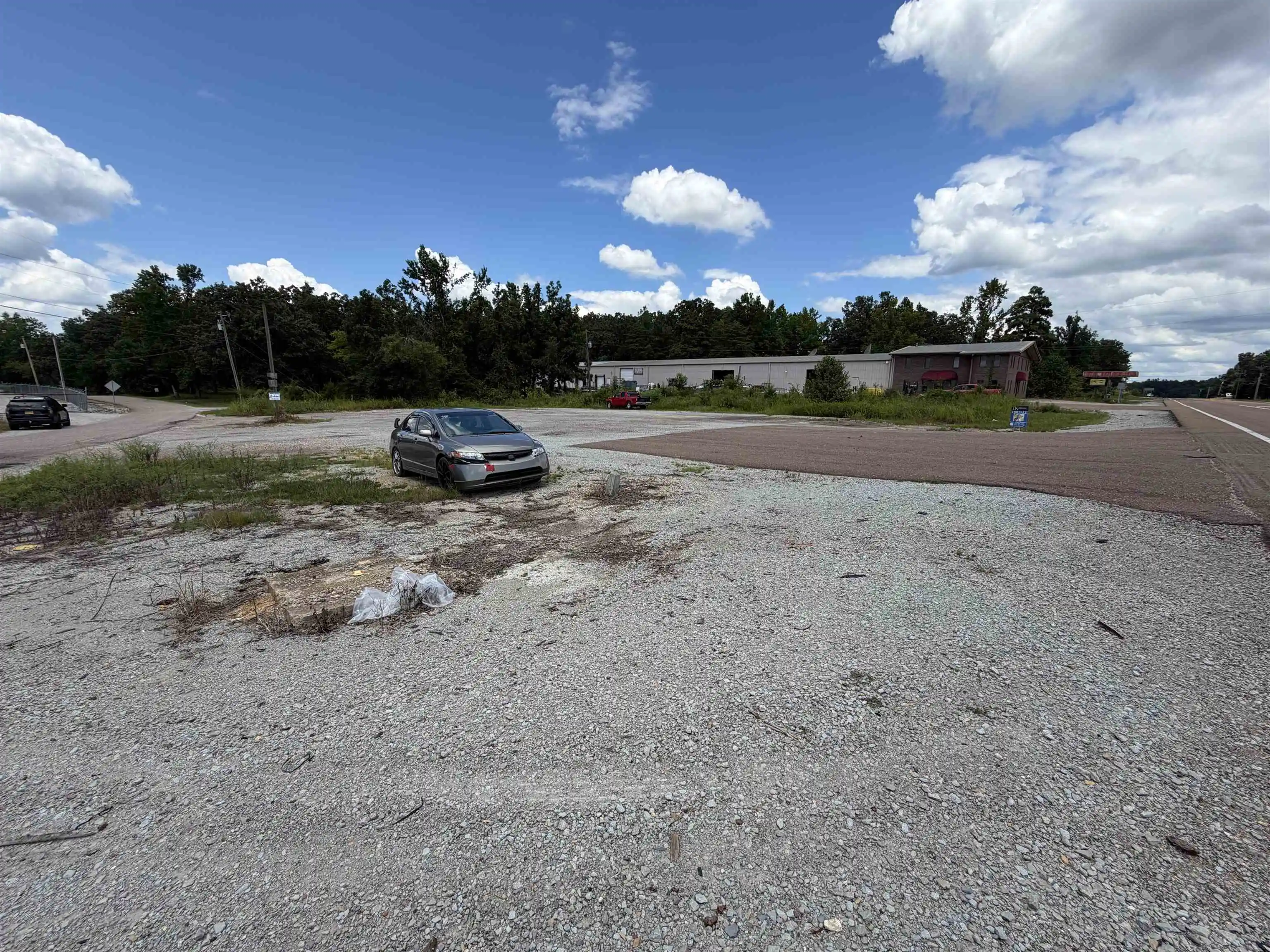 2nd image of 3135 128 Hwy, Savannah, TN 38372 | MLS# 10227709