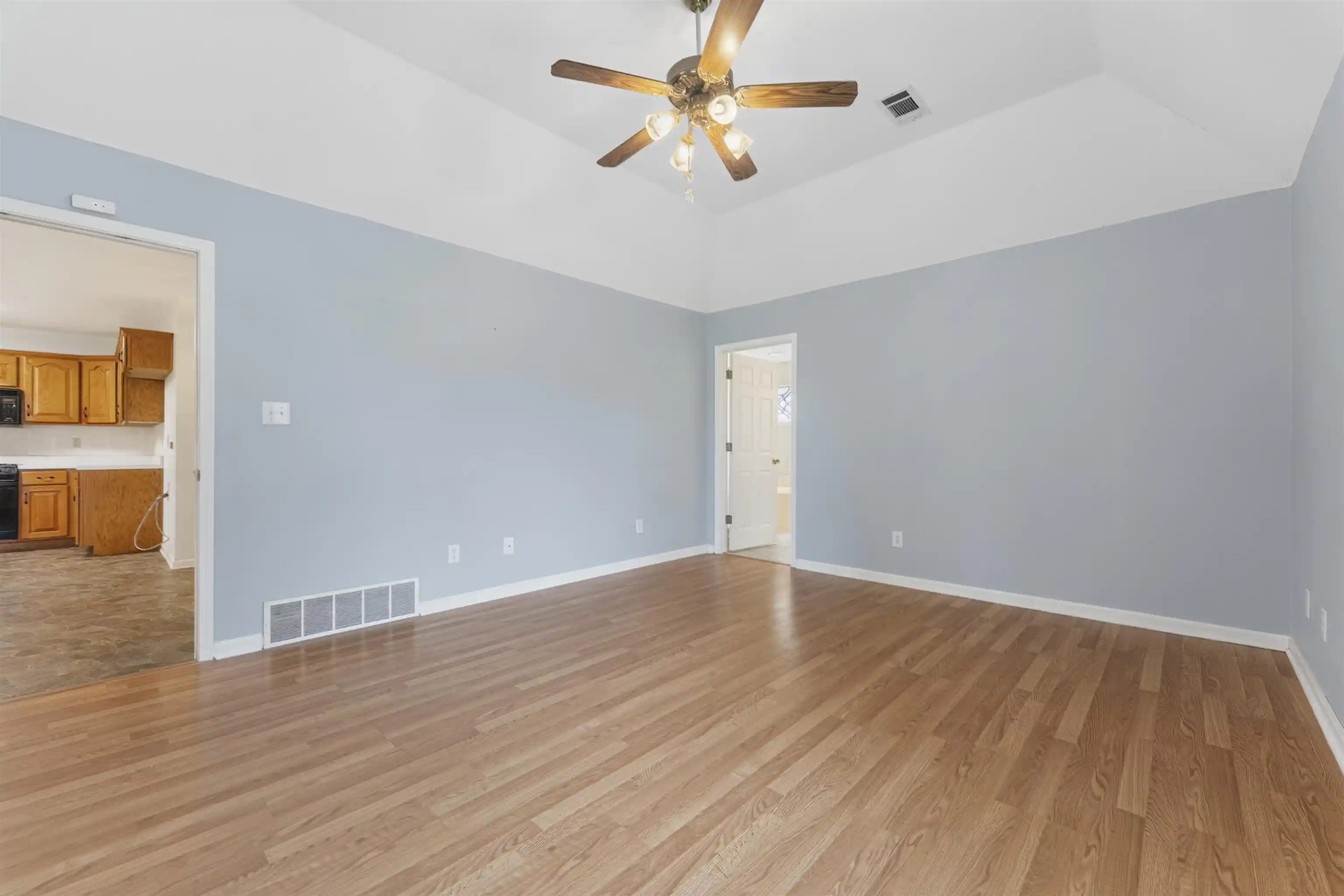 4th image of 4862 Laraine Dr, Millington, TN 38053 | MLS# 10227717