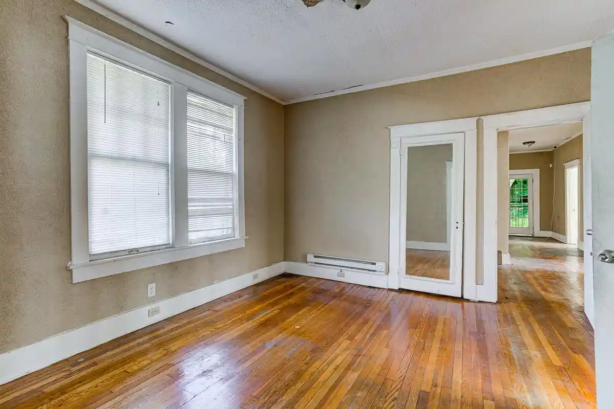 Photo 4 of Single family home for sale at 1371 S Parkway St, Memphis, TN 38106 | MLS# 10227731 | Listing updated on 2026-09-04