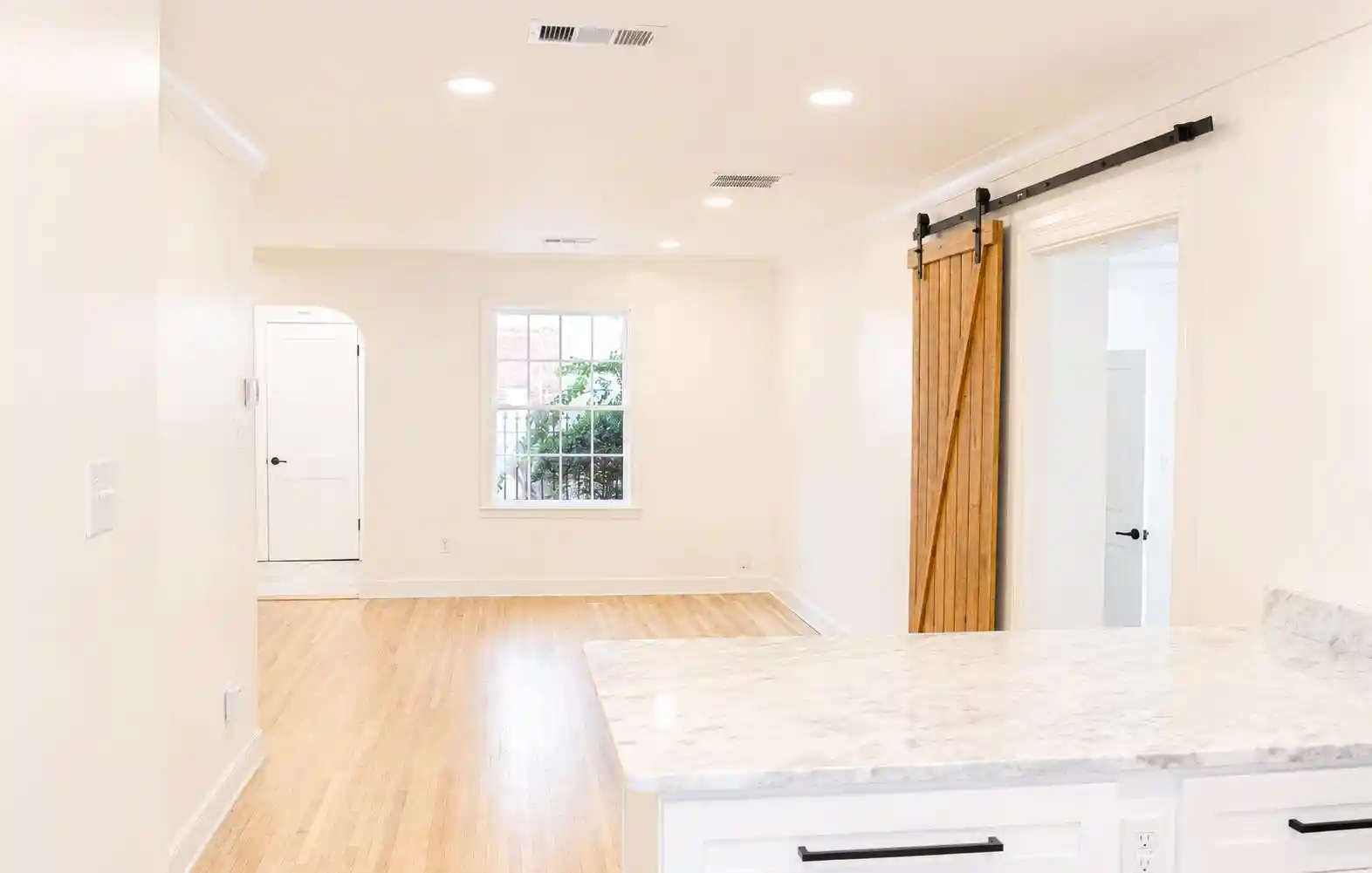 5th image of 327 High Point Ter, Memphis, TN 38111 | MLS# 10227743