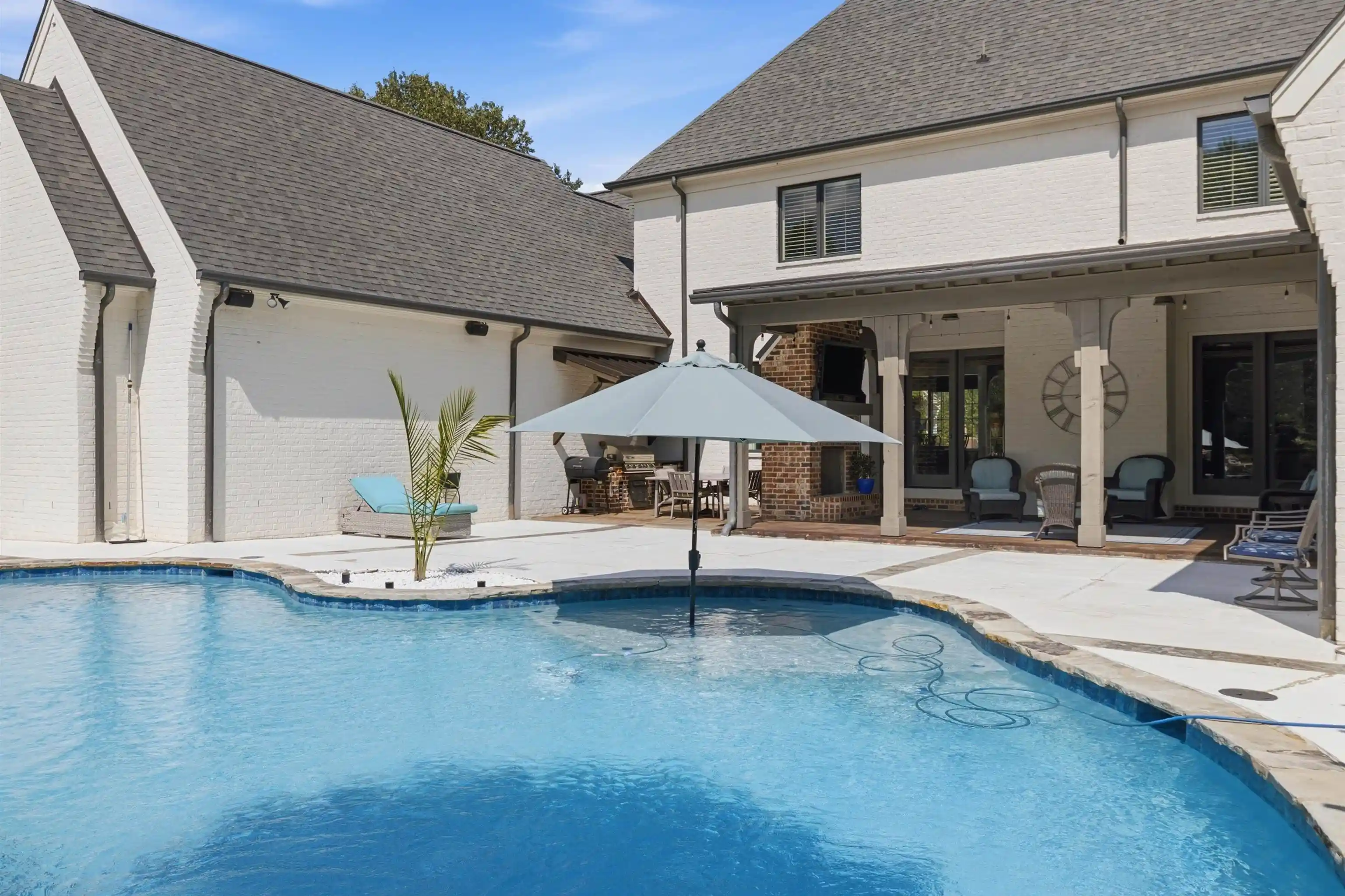 Photo 3 of Mansion for sale at 581 Winding Wood Cir, Collierville, TN 38017 | MLS# 10227747 | Listing updated on 2026-09-09