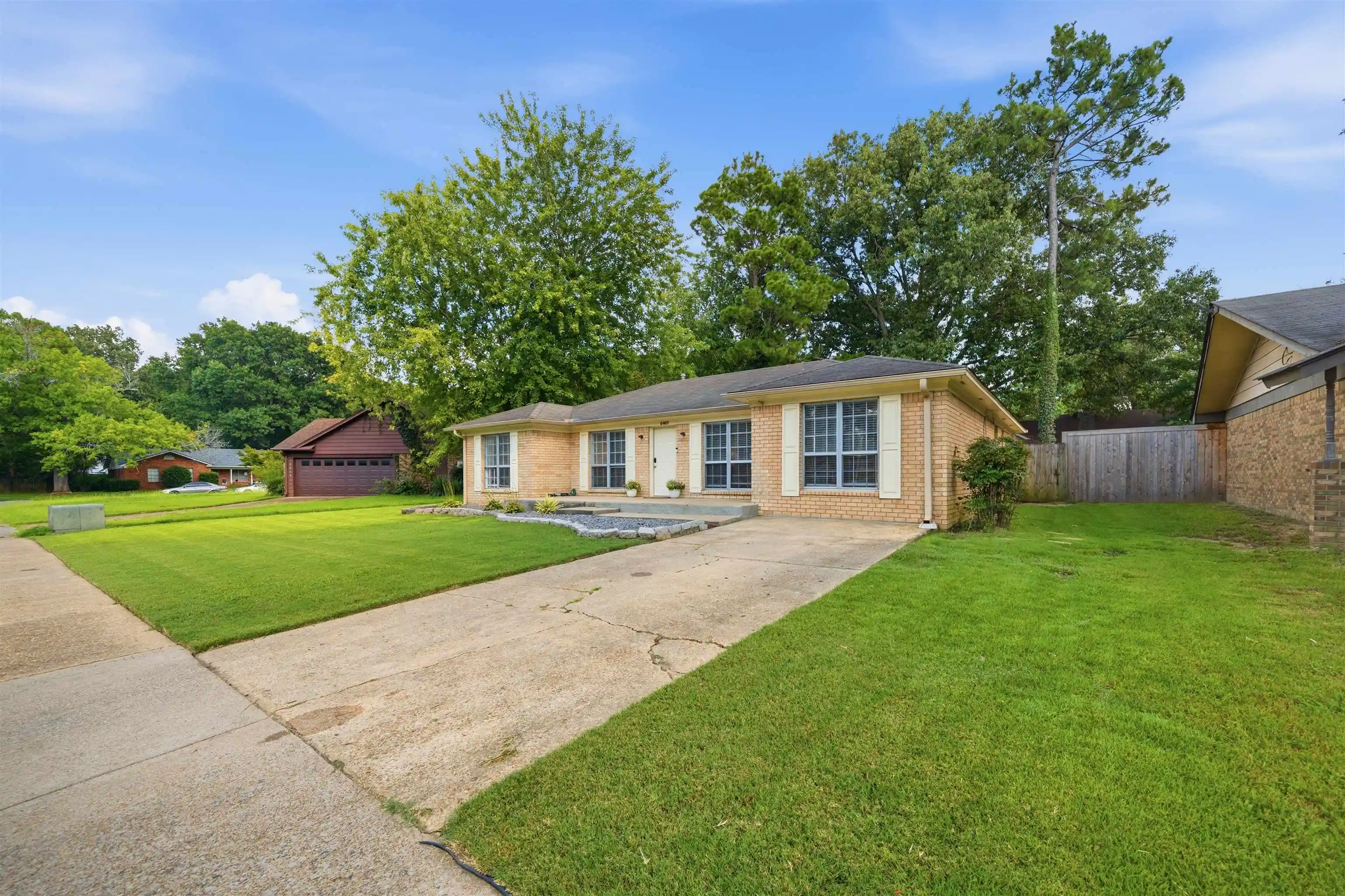 Photo 1 of Sale Pending at 6409 Gillham Dr, Memphis, TN 38134 | MLS# 10227748 | Listing updated on 2026-08-25