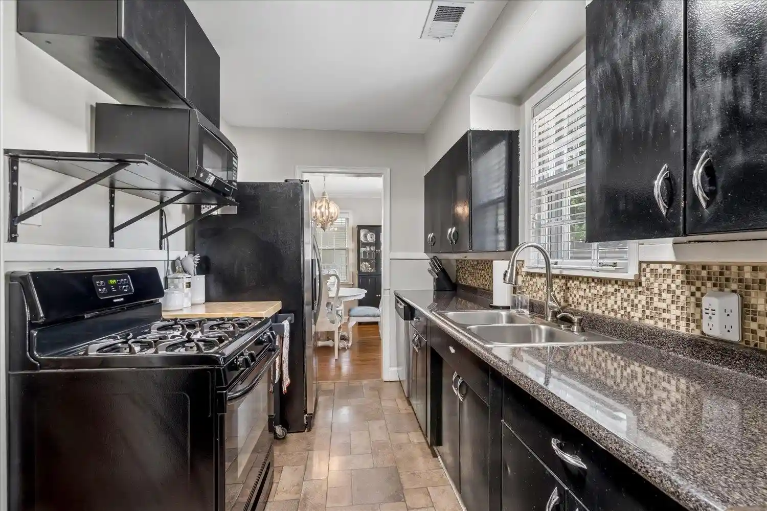 4th image of 1157 Colonial Rd, Memphis, TN 38117 | MLS# 10227801