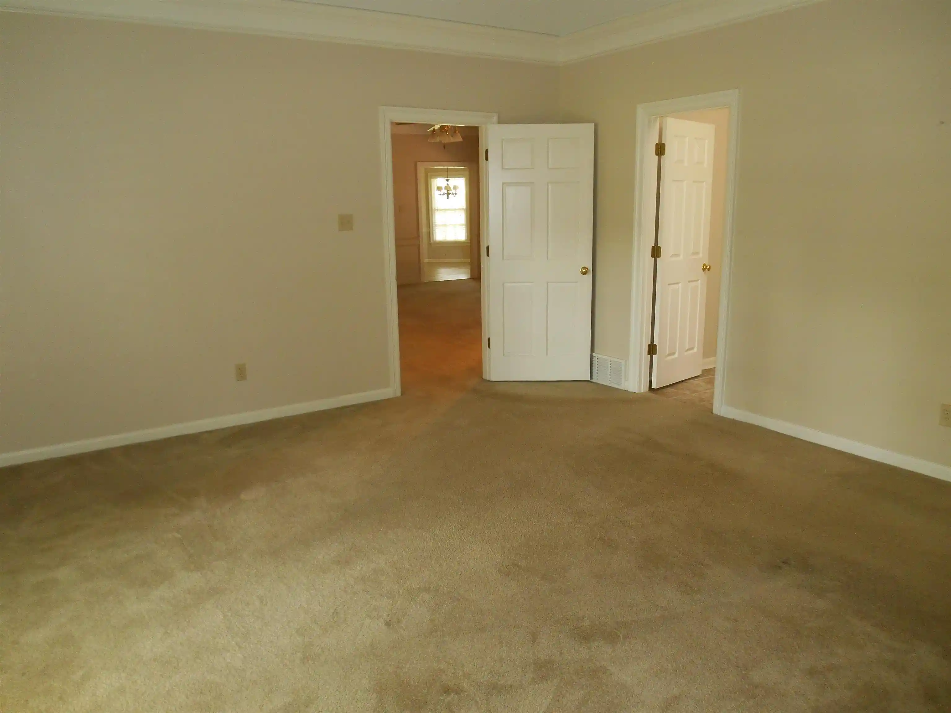 2nd image of 740 Rolling Oaks Ln, Collierville, TN 38017 | MLS# 10227838