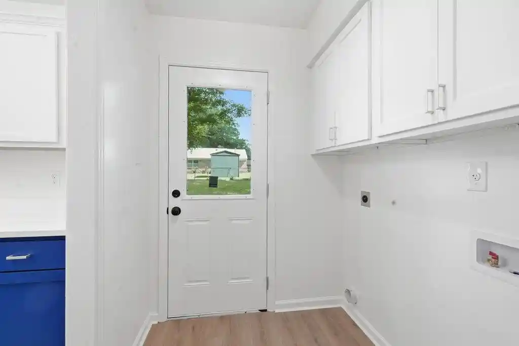 Photo 2 of Sale Pending at 1304 Winfield Rd, Memphis, TN 38116 | MLS# 10227853 | Listing updated on 2026-08-24