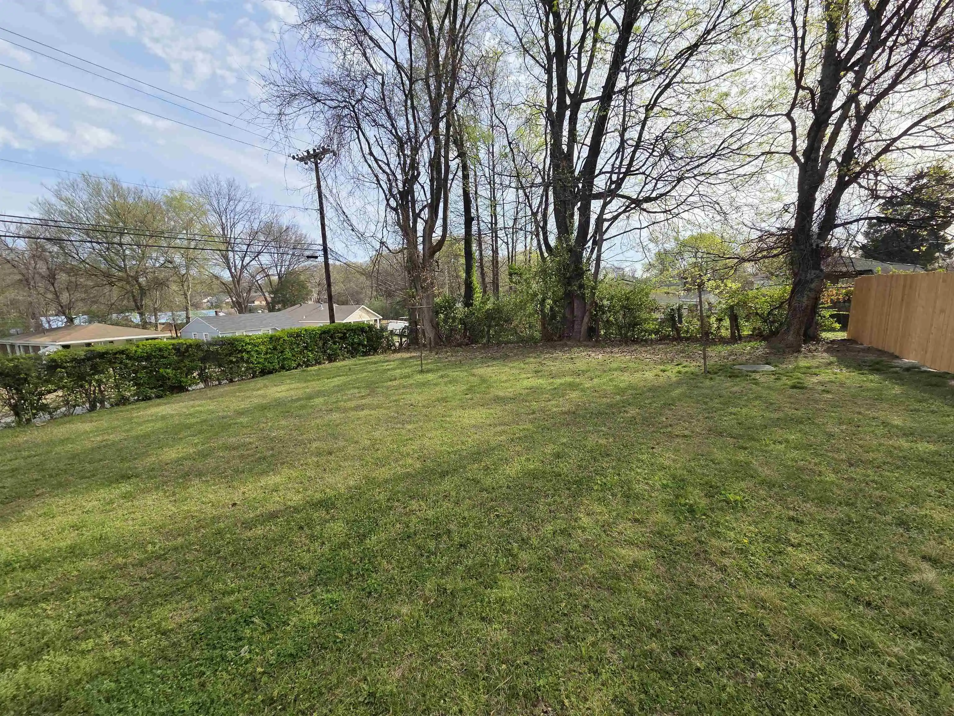 Photo 2 of Single family home for sale at 1458 Stevenson St, Memphis, TN 38106 | MLS# 10227855 | Listing updated on 2026-08-25