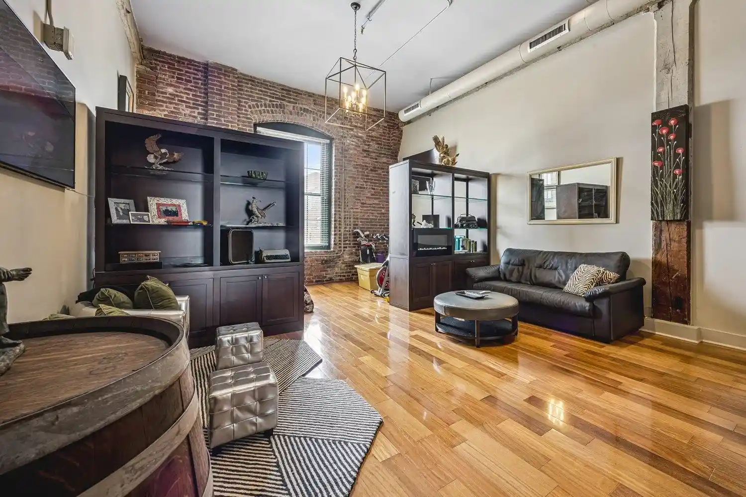 2nd image of 505 Tennessee St #406, Memphis, TN 38103 | MLS# 10227878