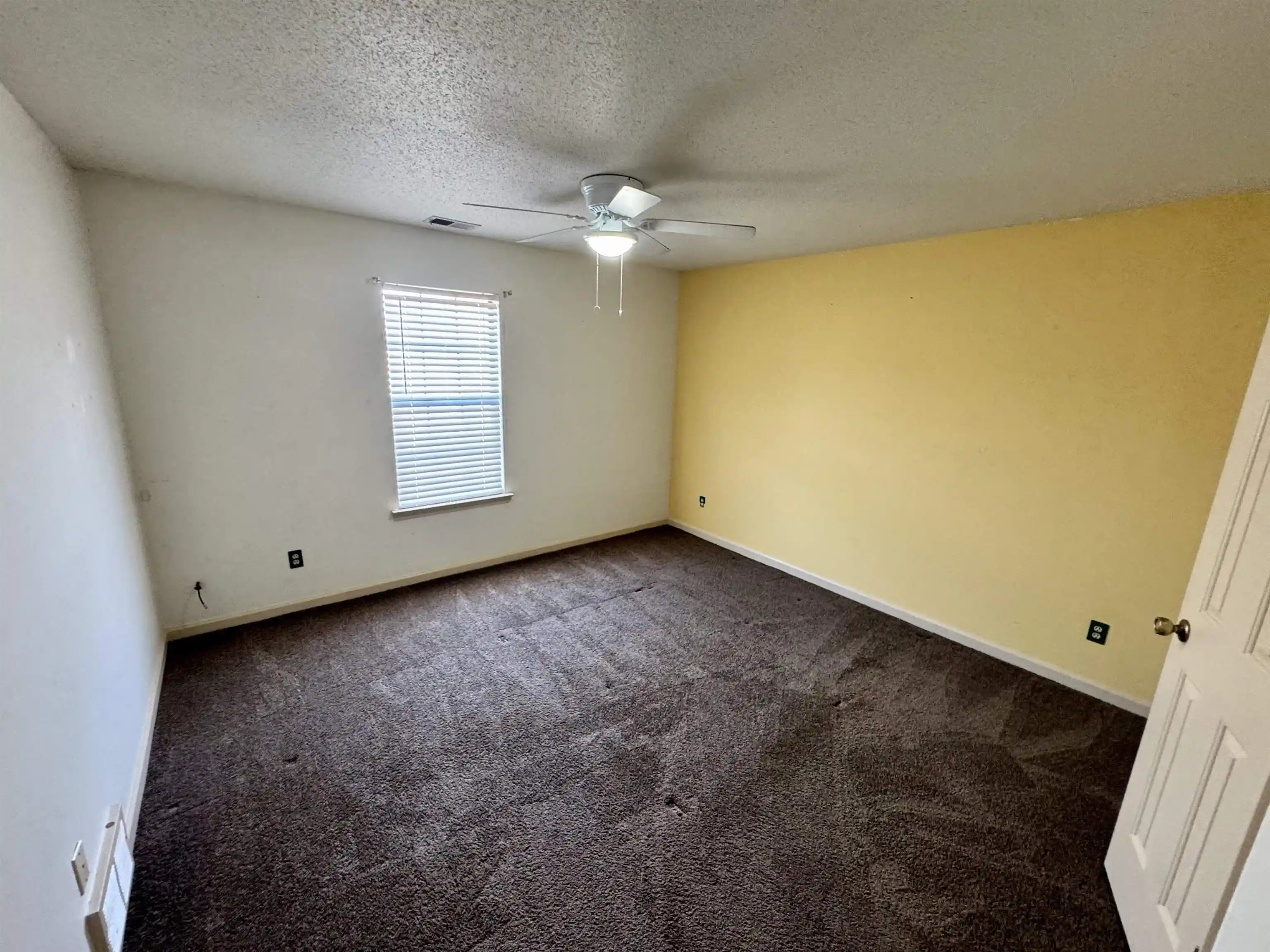 3rd image of 5823 Grassy Valley Dr, Memphis, TN 38141 | MLS# 10227887
