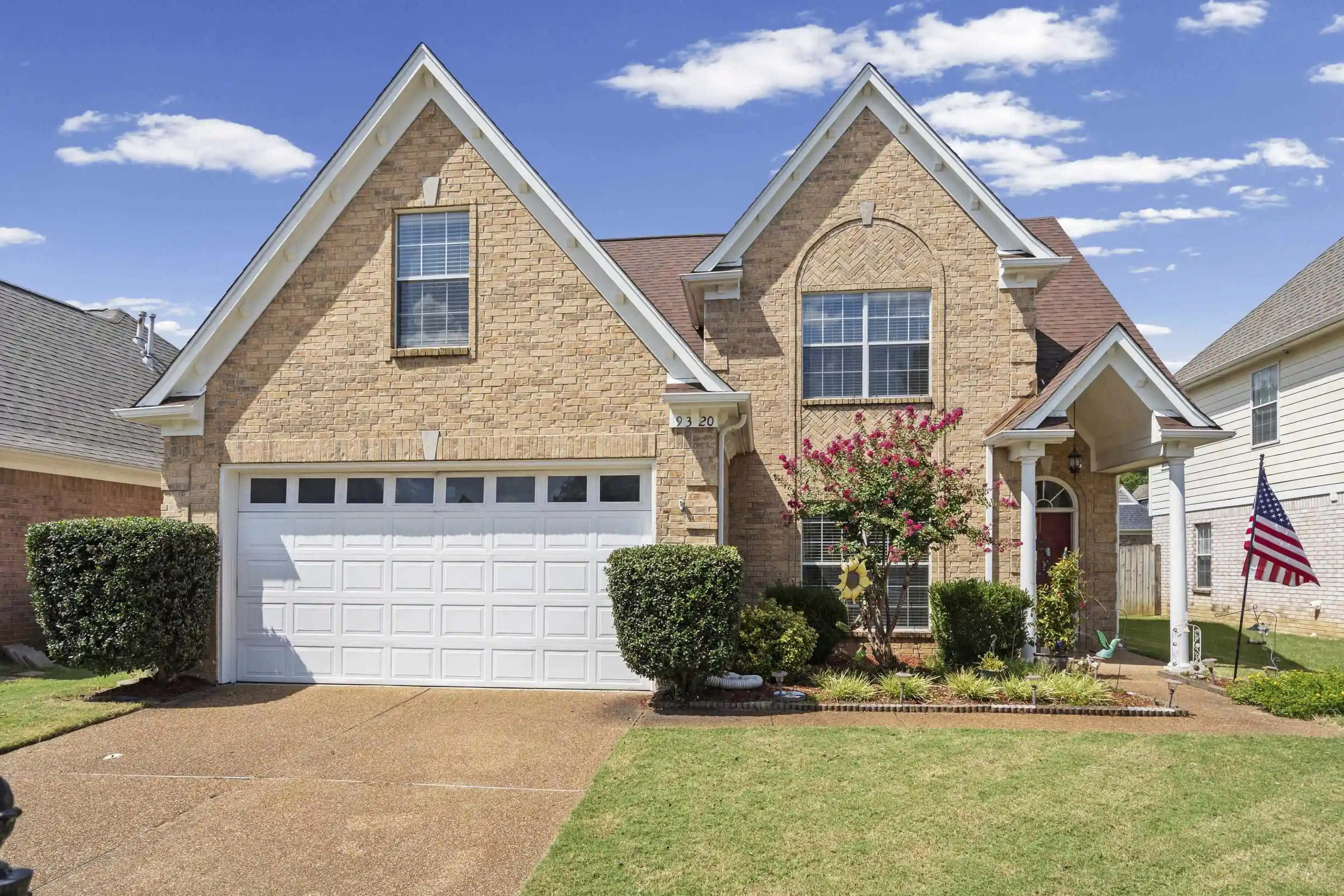 Photo 1 of Sale Pending at 9320 S Fairmont Cir, Collierville, TN 38017 | MLS# 10227890 | Listing updated on 2026-08-19