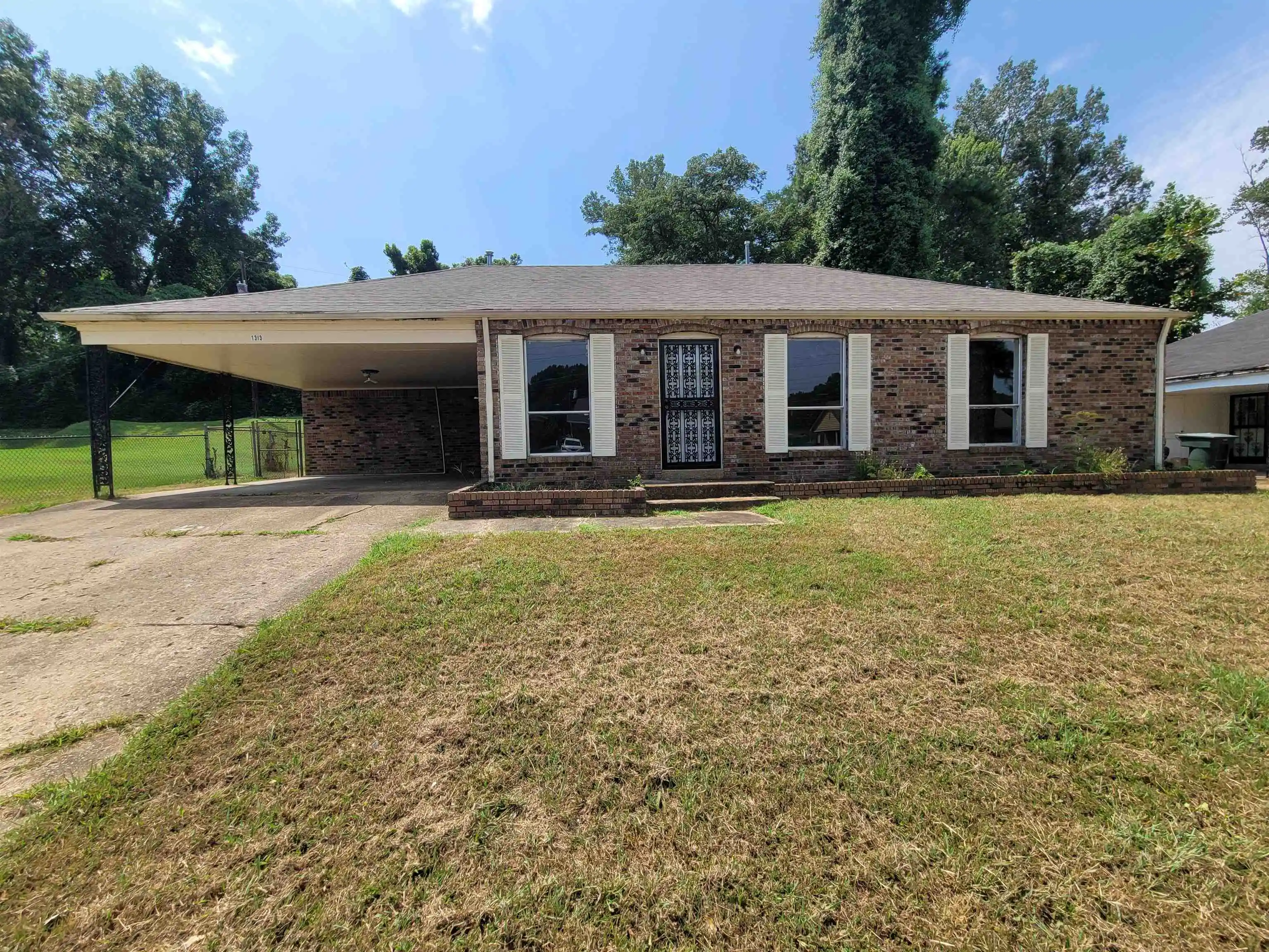 Photo 1 of Single family home for sale at 1313 Ryanwood Ave, Memphis, TN 38116 | MLS# 10227917 | Listing updated on 2026-08-26