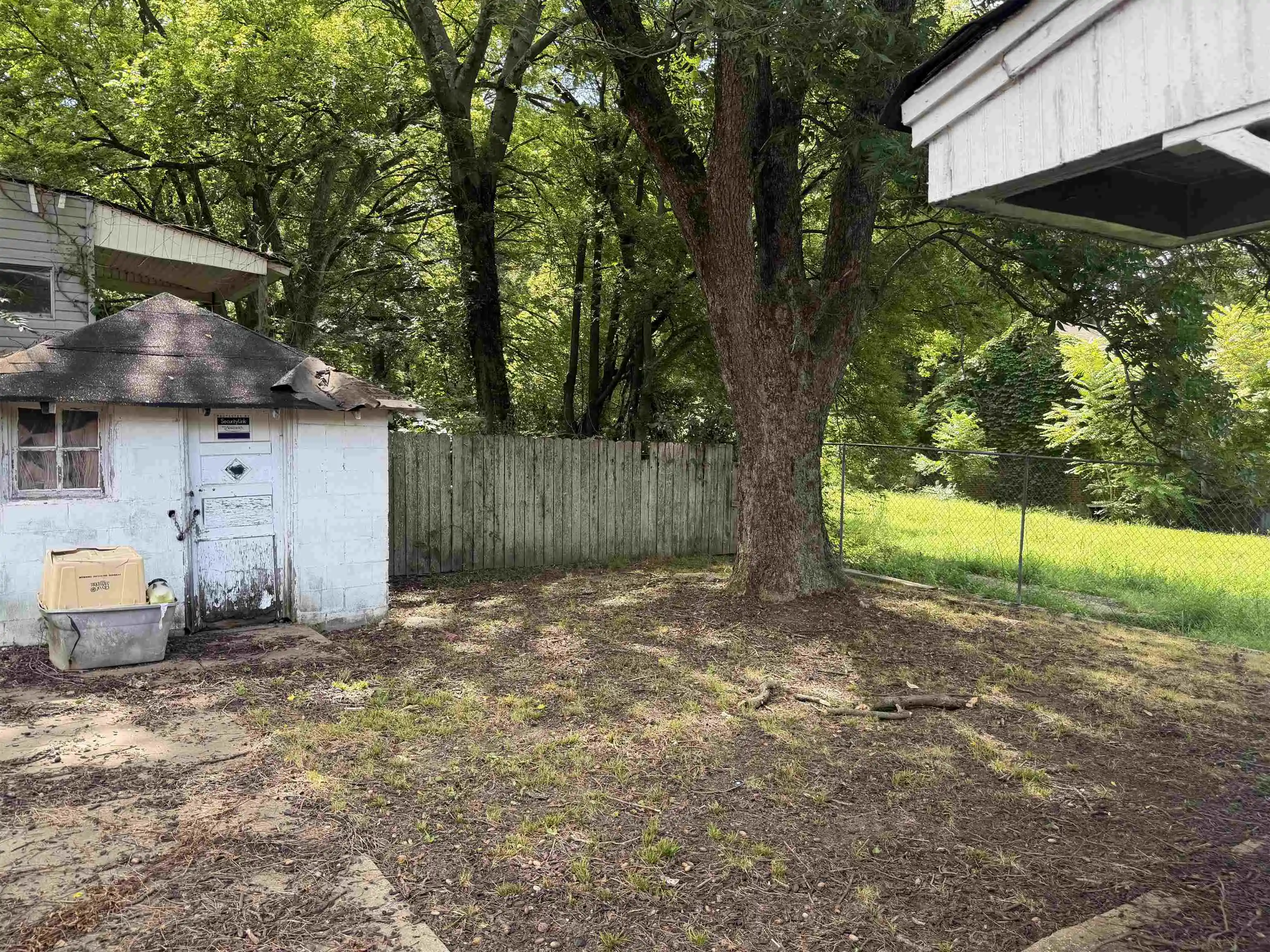 Photo 3 of Single family home for sale at 1276 Dunnavant St, Memphis, TN 38106 | MLS# 10227922 | Listing updated on 2026-08-07