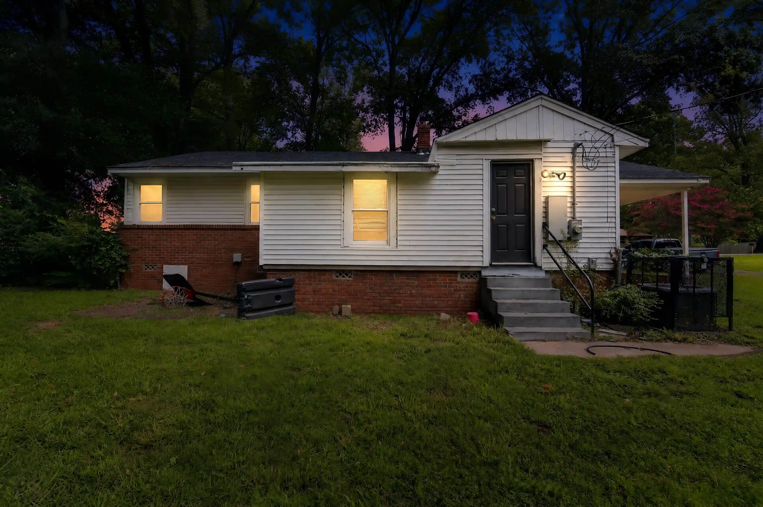 1st image of 329 Sullivan Dr, Memphis, TN 38109 | MLS# 10227934