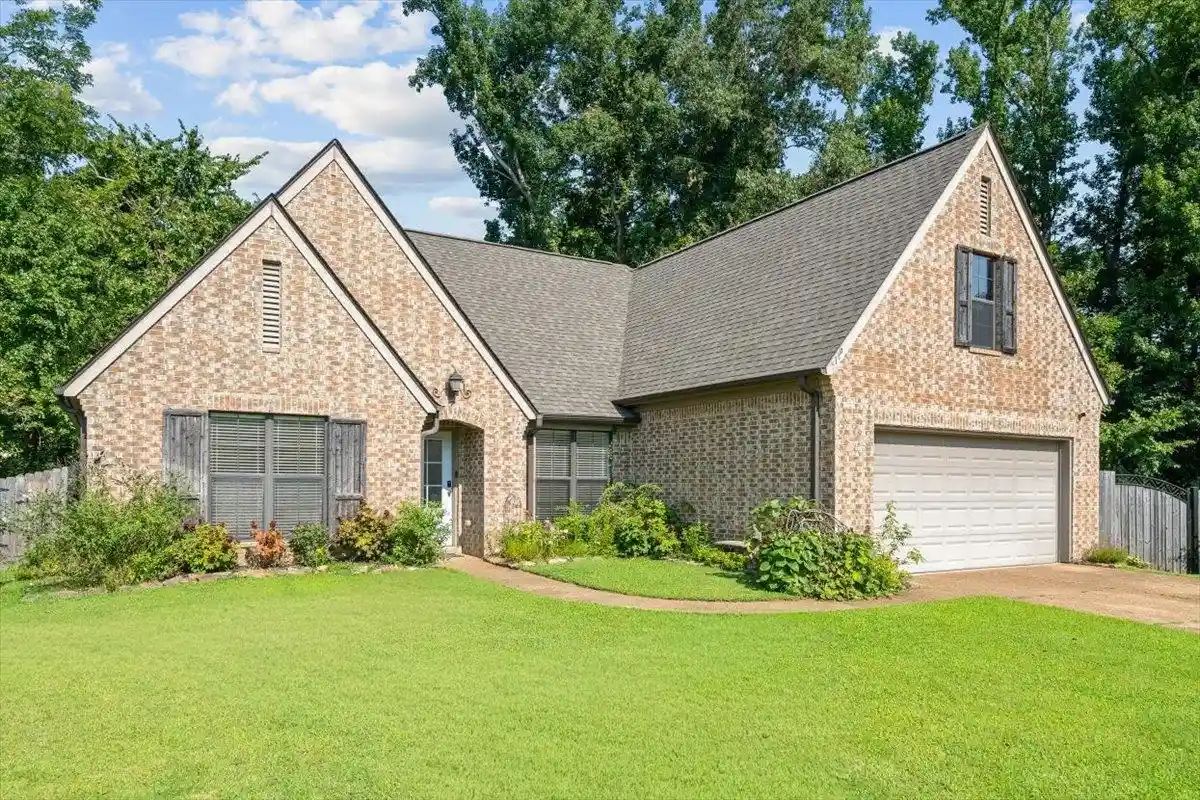Photo 1 of Sale Pending at 5149 Oliver Grv Ln, Bartlett, TN 38002 | MLS# 10227936 | Listing updated on 2026-09-11