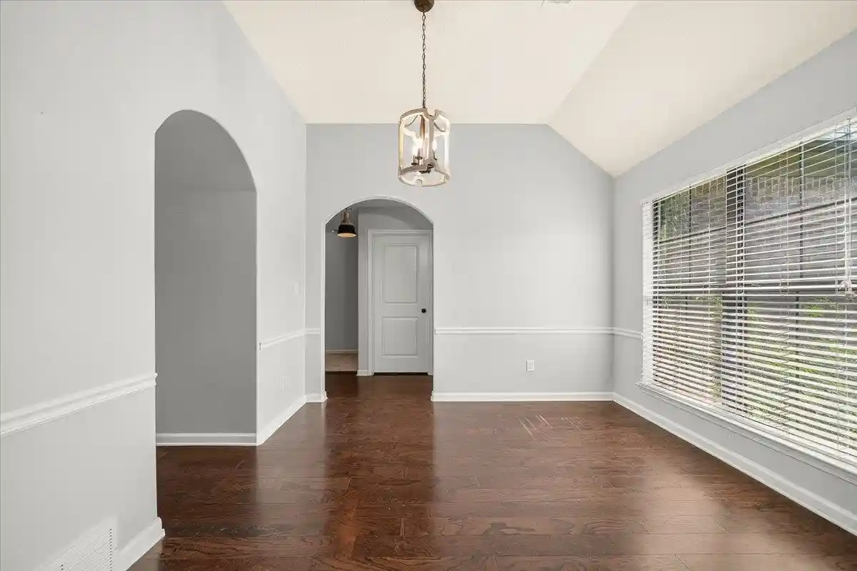 Photo 4 of Sale Pending at 5149 Oliver Grv Ln, Bartlett, TN 38002 | MLS# 10227936 | Listing updated on 2026-09-11
