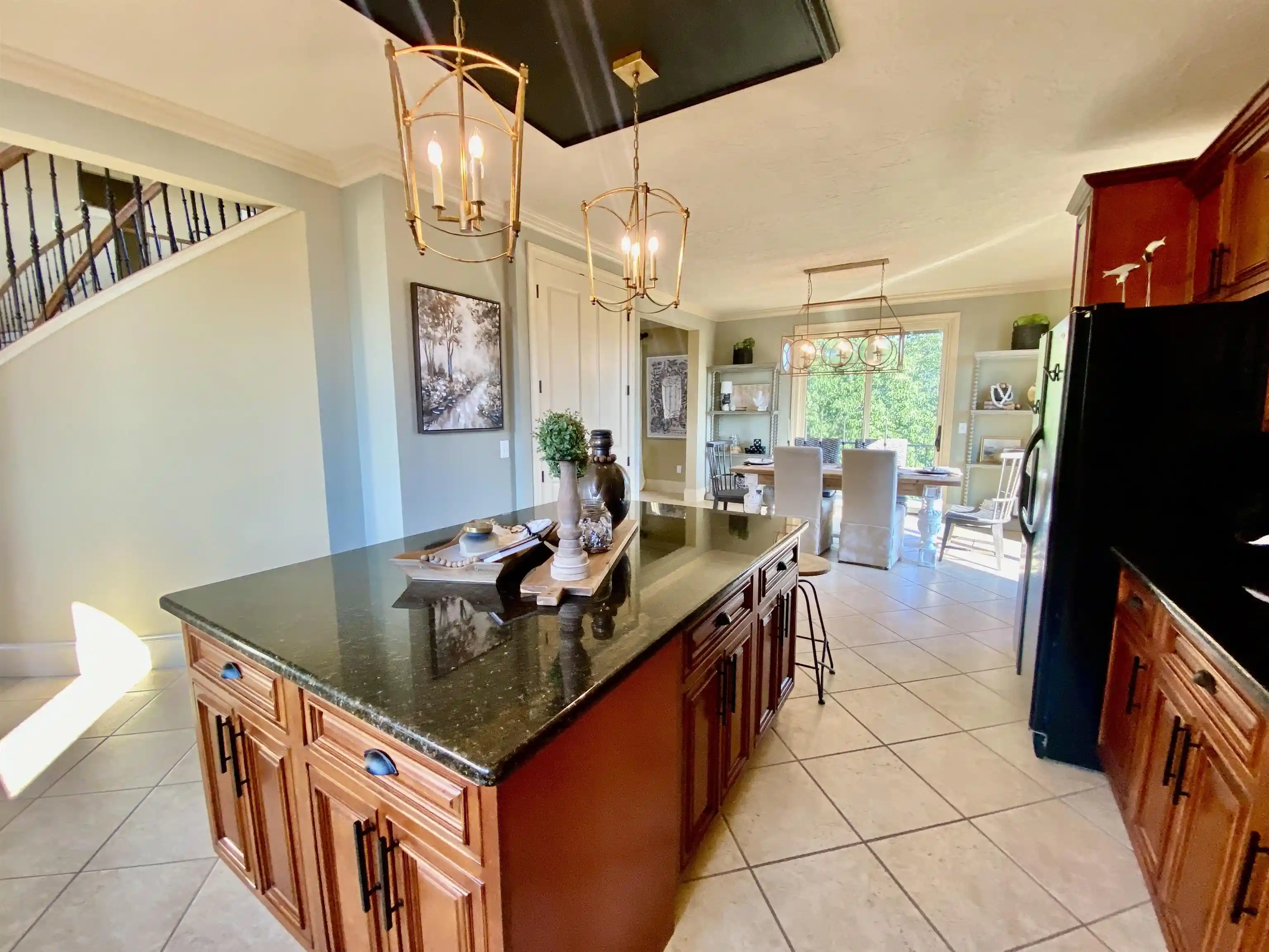 Photo 3 of Single family home for sale at 405 Shipwatch Pt, Savannah, TN 38372 | MLS# 10227938 | Listing updated on 2026-09-14