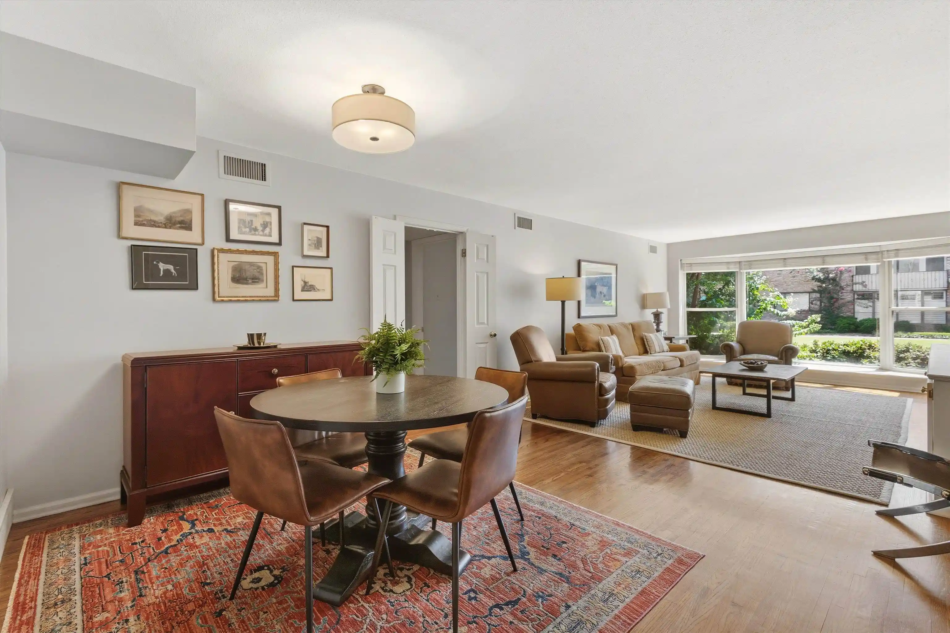 3rd image of 4400 Poplar Ave #5, Memphis, TN 38117 | MLS# 10227940