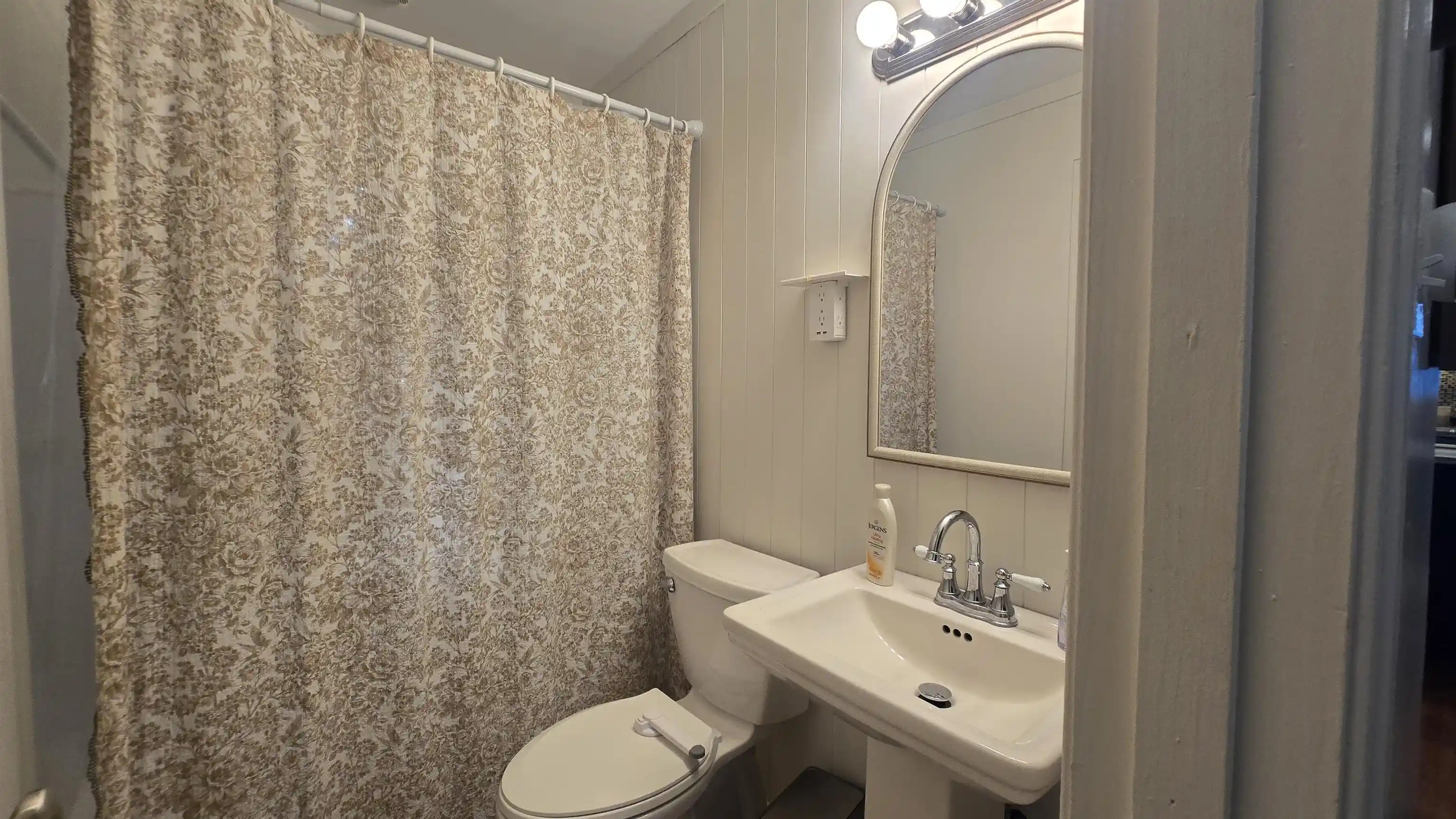 3rd image of 1639 Colonial Rd, Memphis, TN 38117 | MLS# 10227969