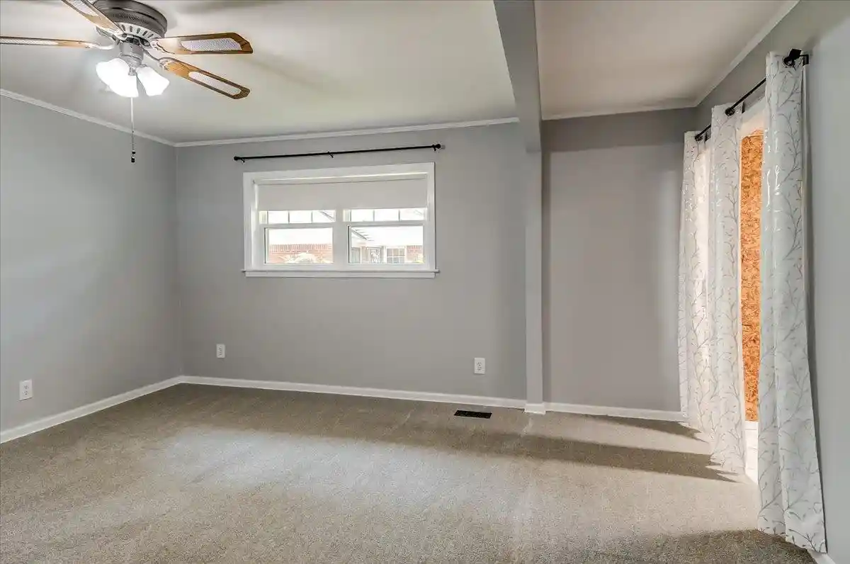 4th image of 1227 Colonial Rd, Memphis, TN 38117 | MLS# 10227977
